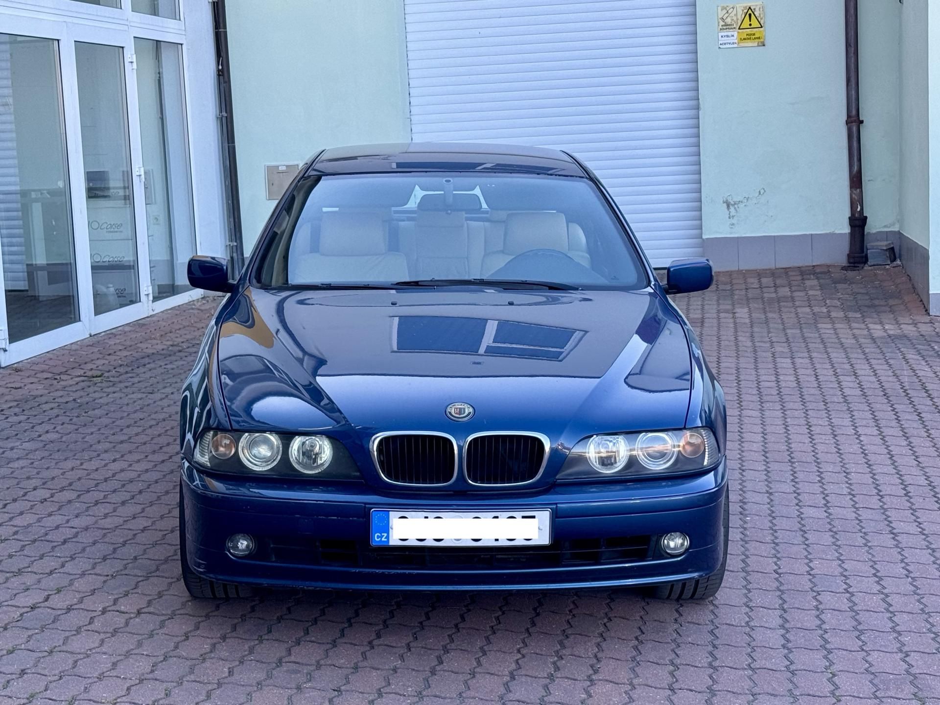 BMW Řada 5, 520d manuál - fotka 3
