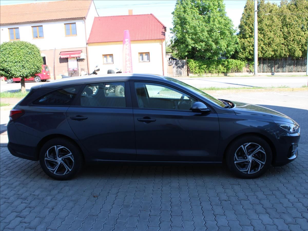 Hyundai i30, 1,0 T-GDI COMFORT 1.MAJ. CZ - fotka 3
