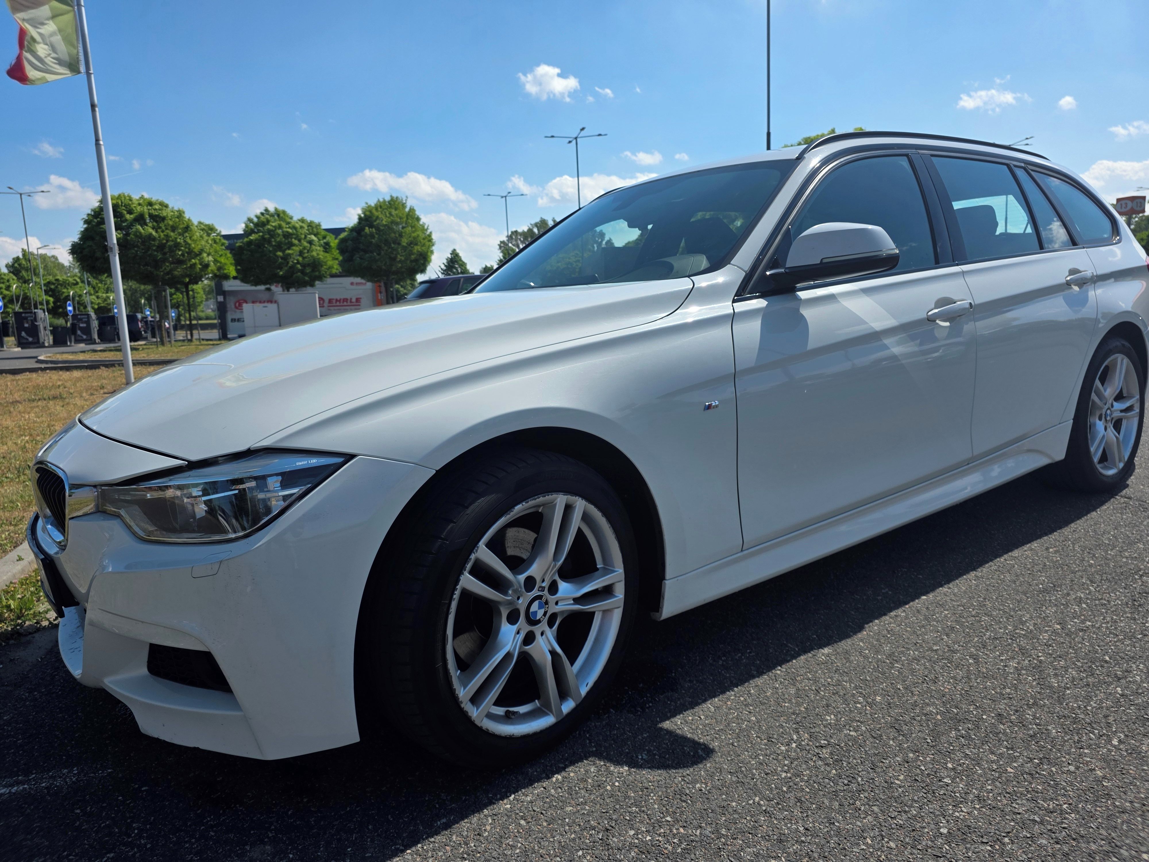 BMW Řada 3, 320 xDrive M paket - fotka 3