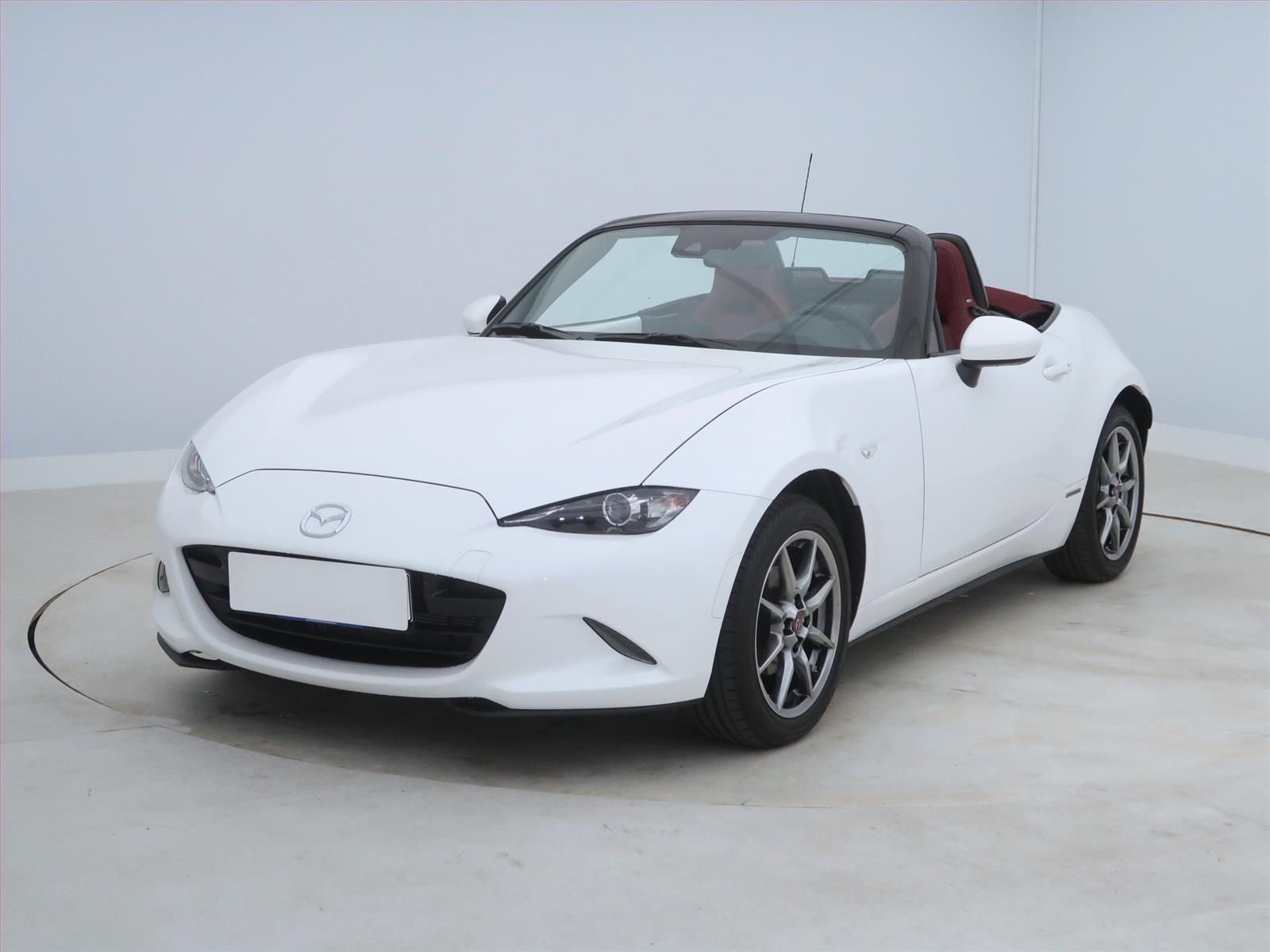 Mazda MX-5, 1.5 Skyactiv G, Serv.kniha - fotka 2