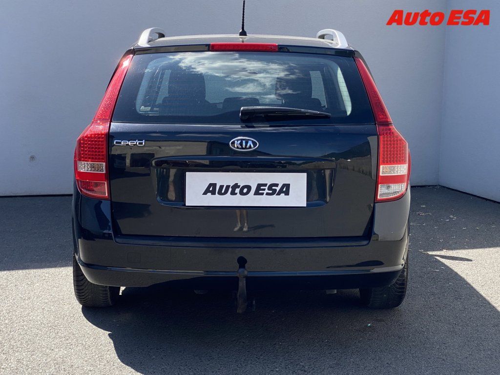 Kia Cee´d, 1.4,Vision - fotka 5