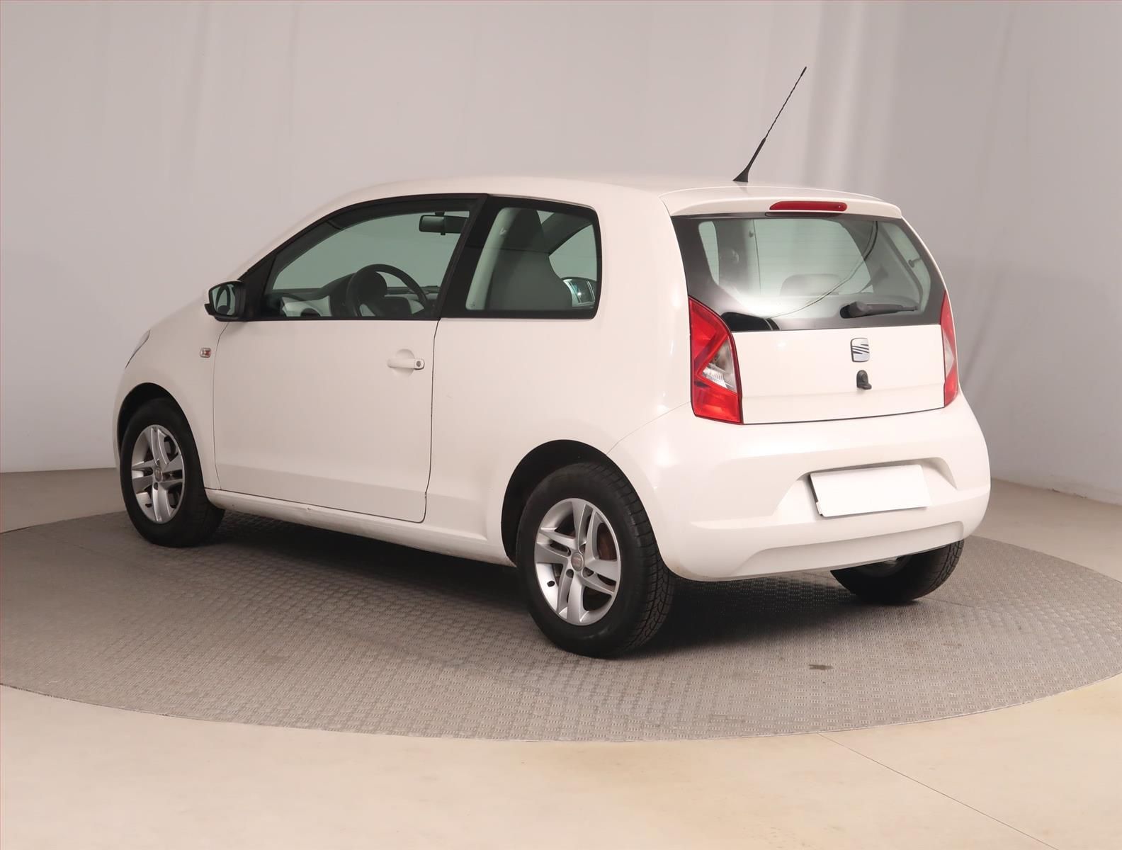 Seat Mii, 1.0 MPI, po STK, servisované - fotka 4