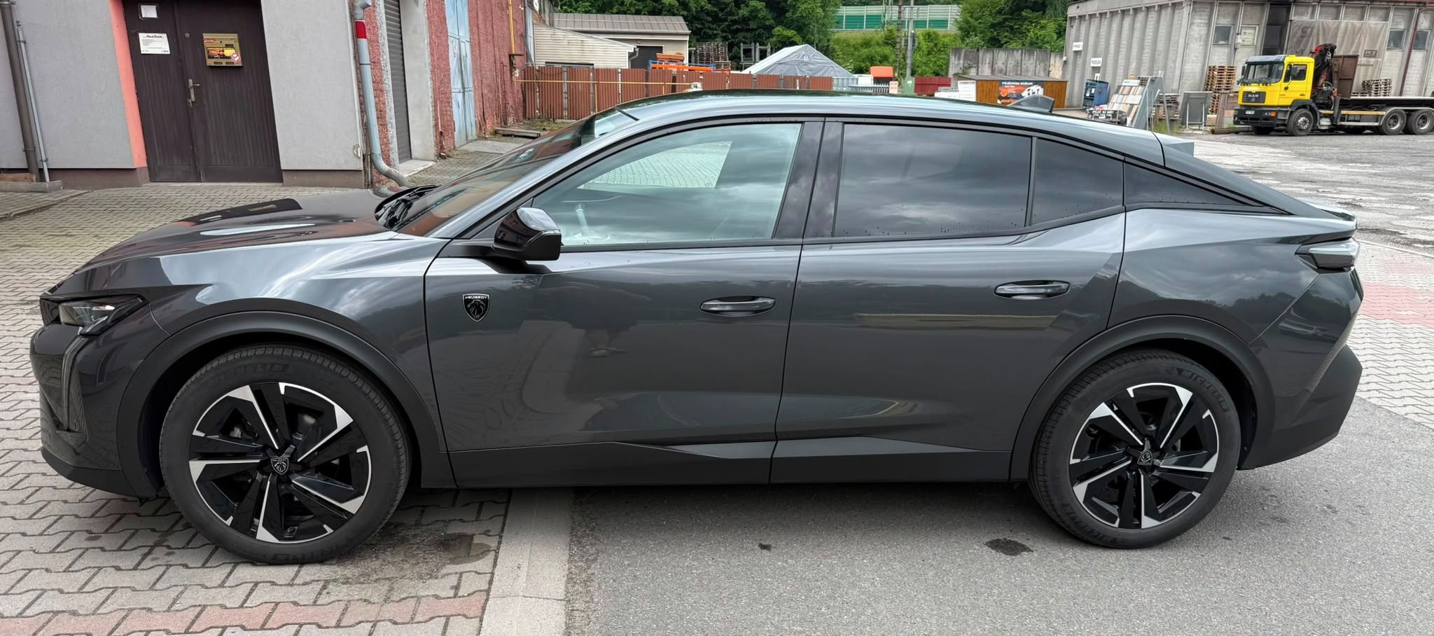 Peugeot 408, Peugeot 408 GT - fotka 3
