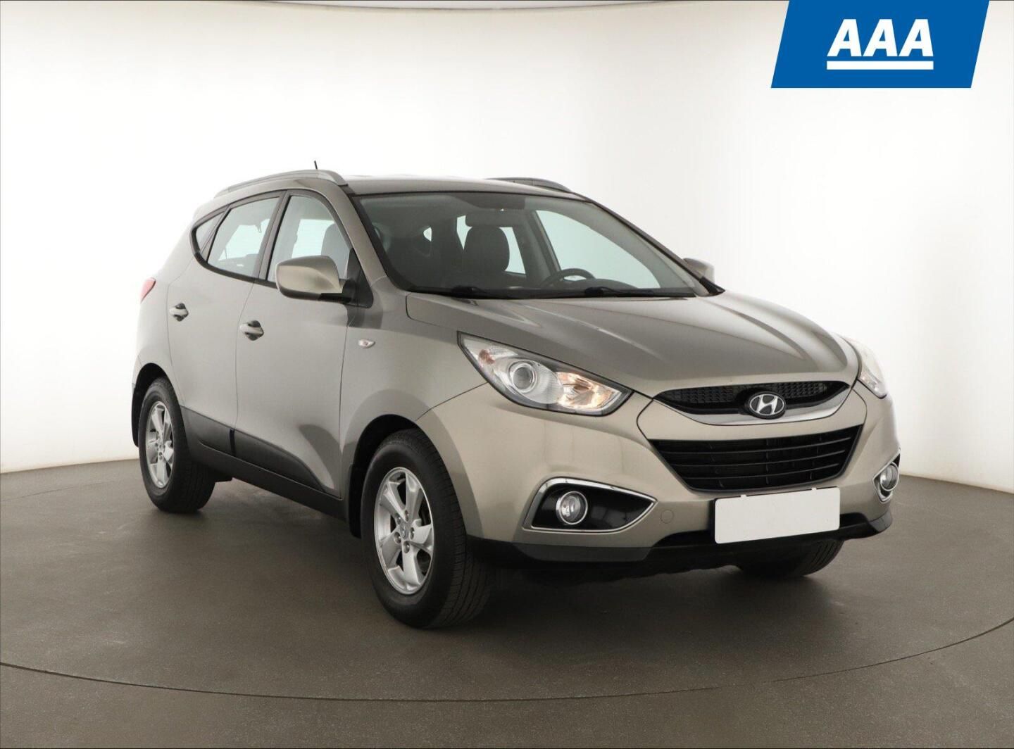 Hyundai ix35, 1.7 CRDi, Kožené sedačky