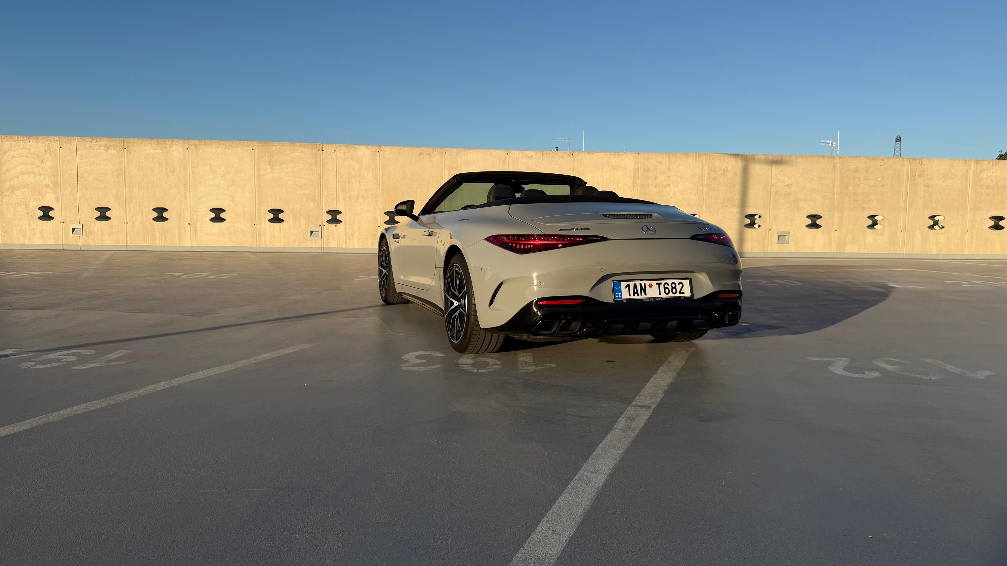 Mercedes-Benz SL, 55 AMG - IKONICKÝ KABRIOLET - fotka 4