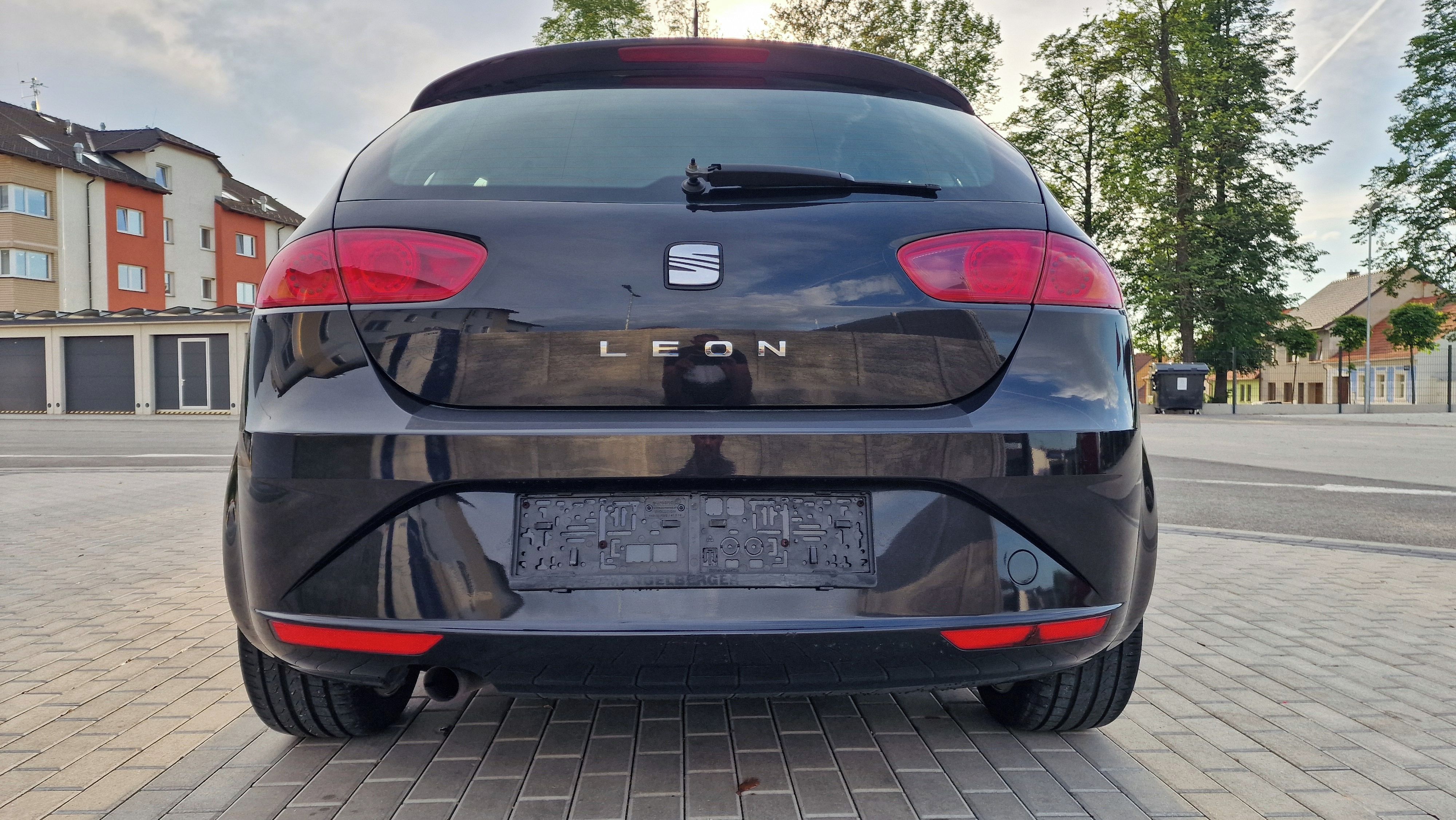 Seat Leon, VYJÍMEČNÝ CELKOVÝ STAV VOZU! - fotka 4