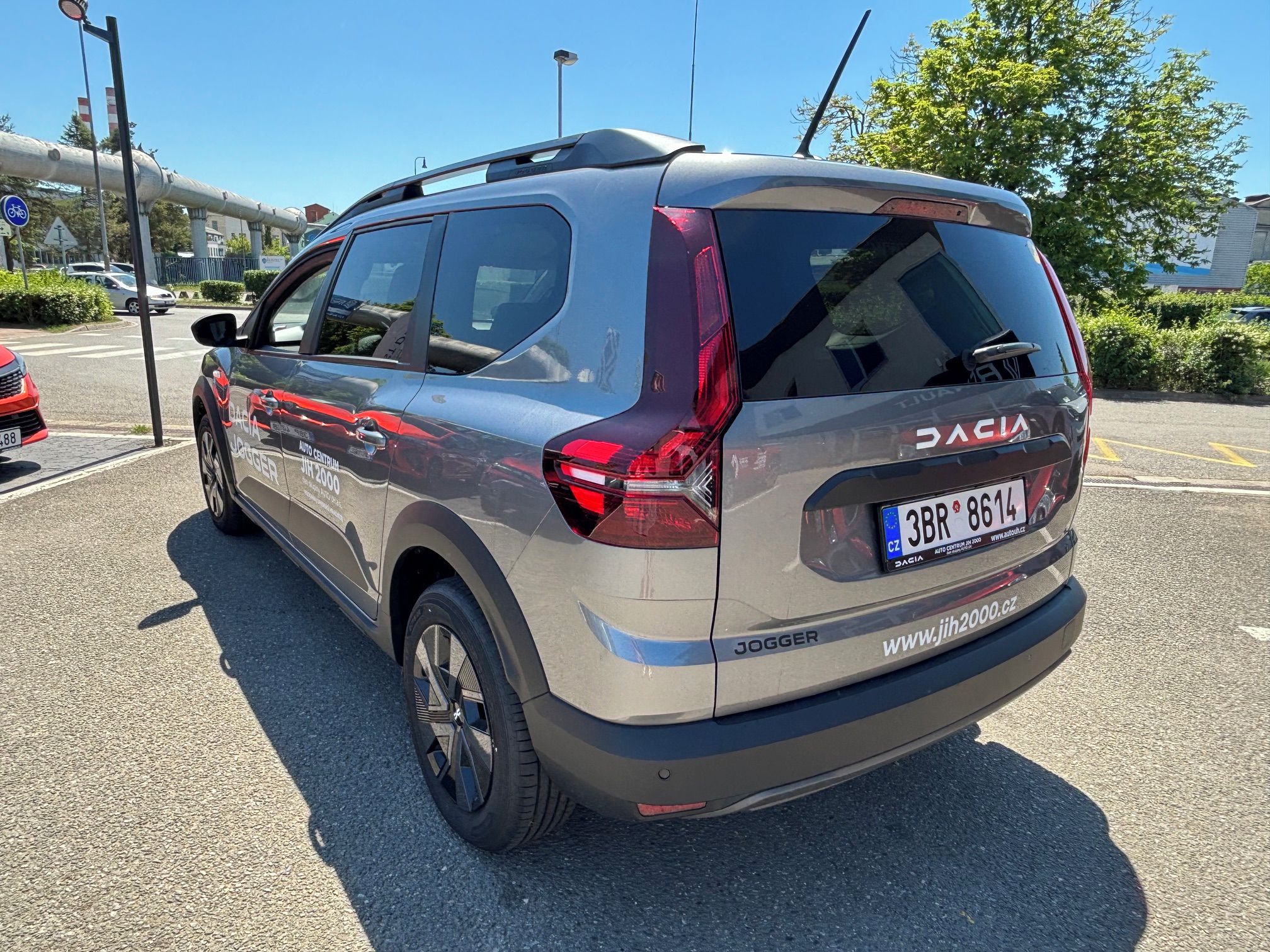 Dacia Jogger, Expression Eco-G 100 7 míst - fotka 3
