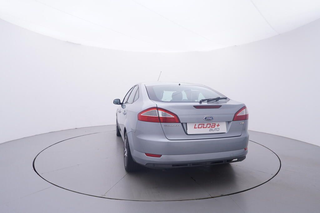 Ford Mondeo, 2.0 TDCi 103 kW - fotka 4
