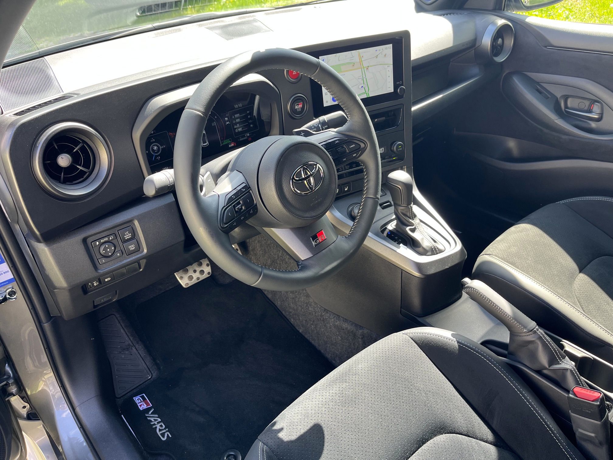 Toyota Yaris, GR automat VIP paket - fotka 3