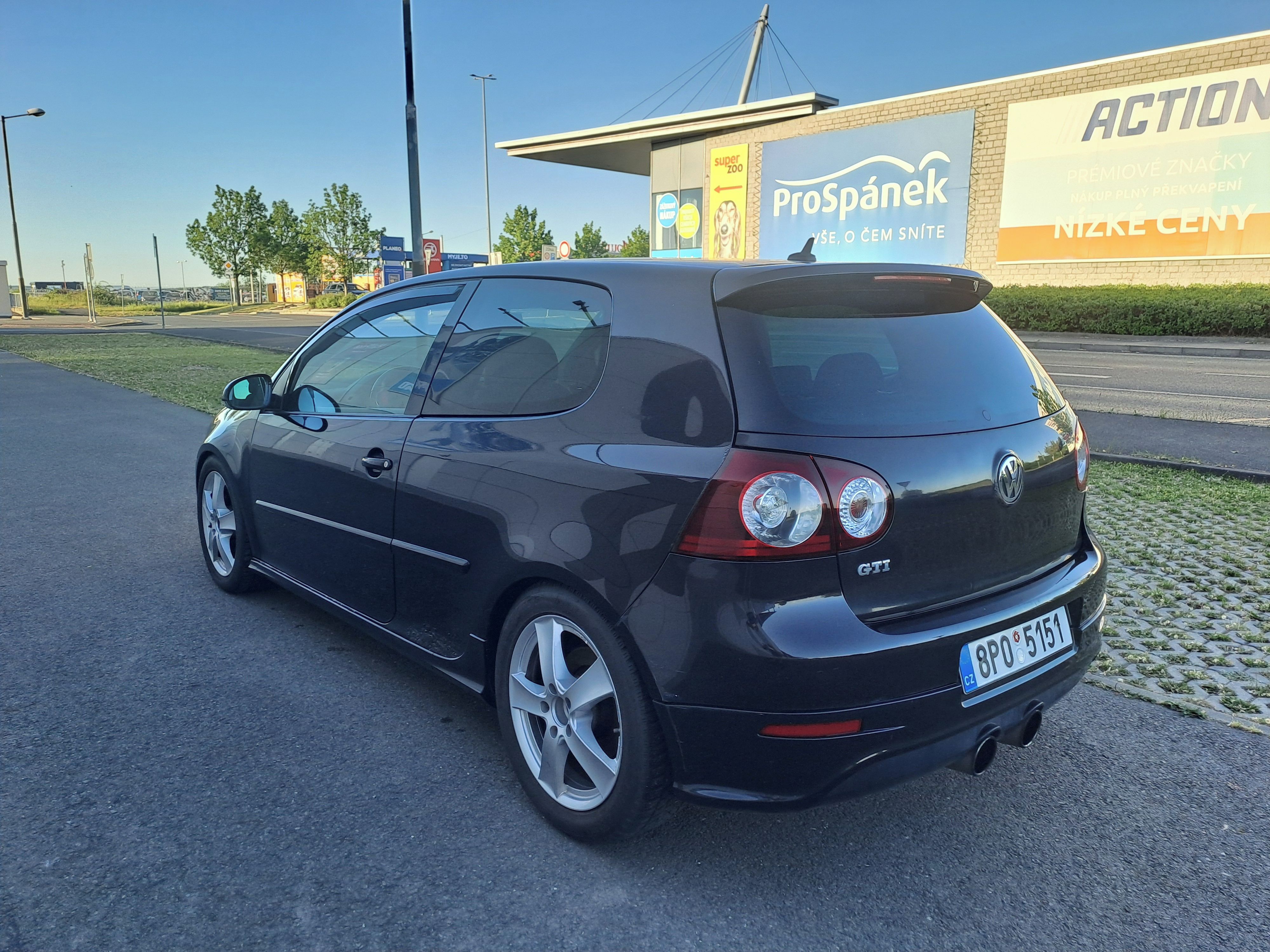 Volkswagen Golf, 2.0TFSI 147KW GTI - fotka 5