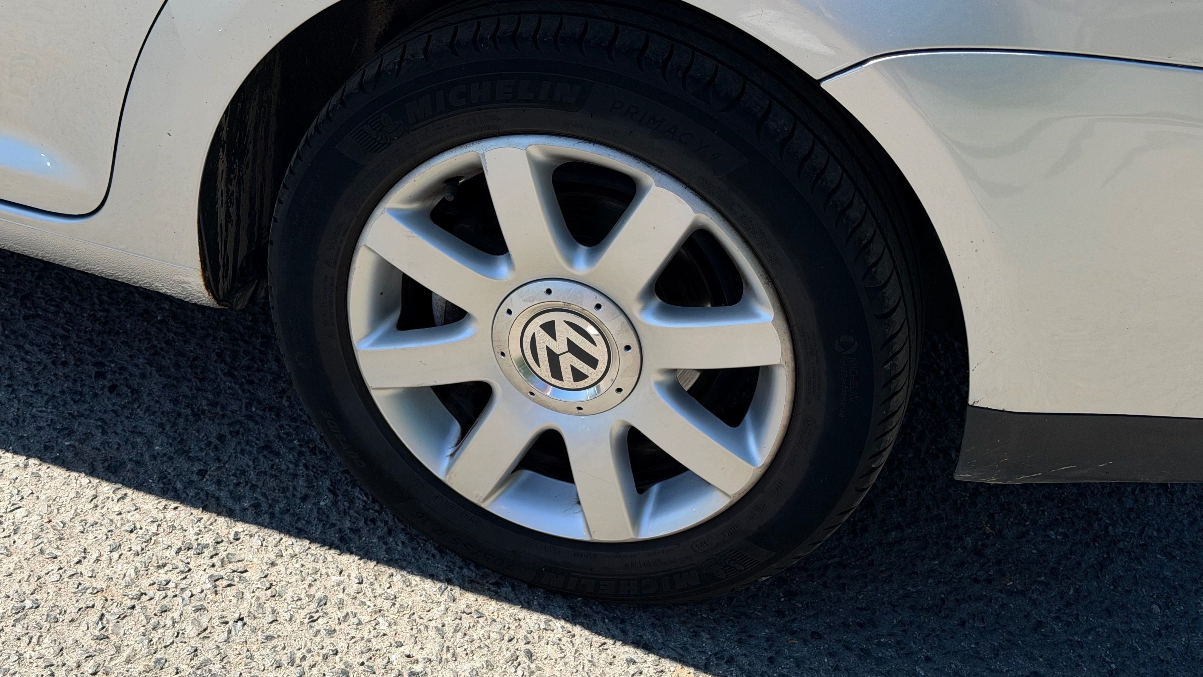 Volkswagen Touran, 1.9TDI 77KW manuál 6q - fotka 6