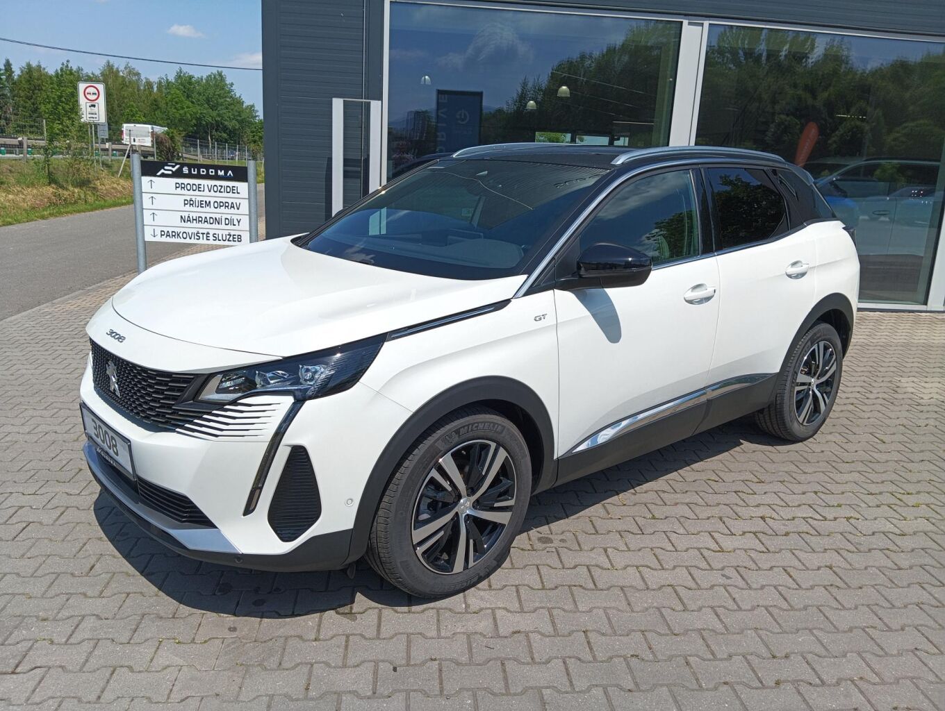 Peugeot 3008, GT 1.2 PureTech 130 S&S EAT8 - fotka 3