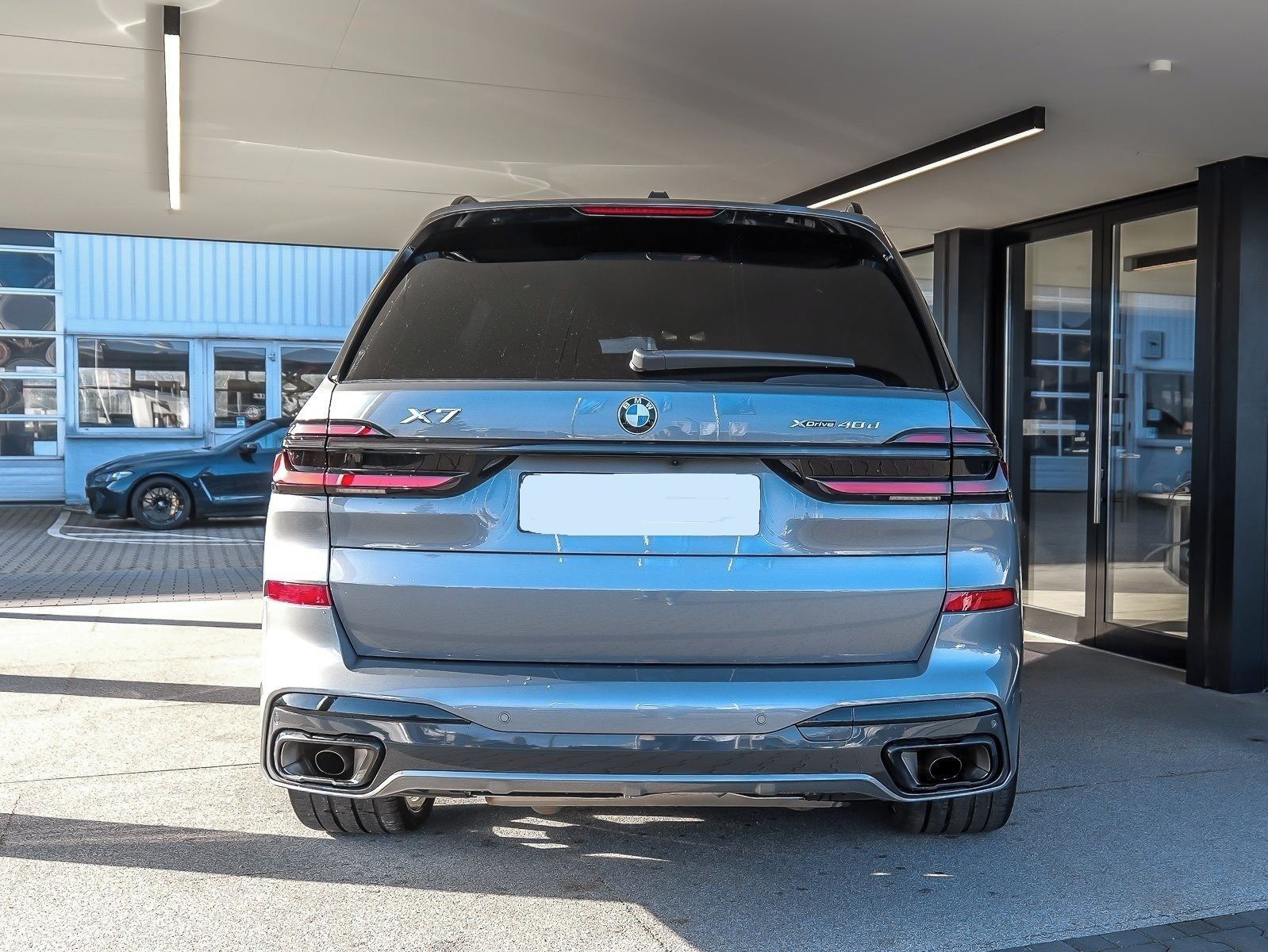 BMW X7, X7 xDrive40d M Sport HUD PANO - fotka 4