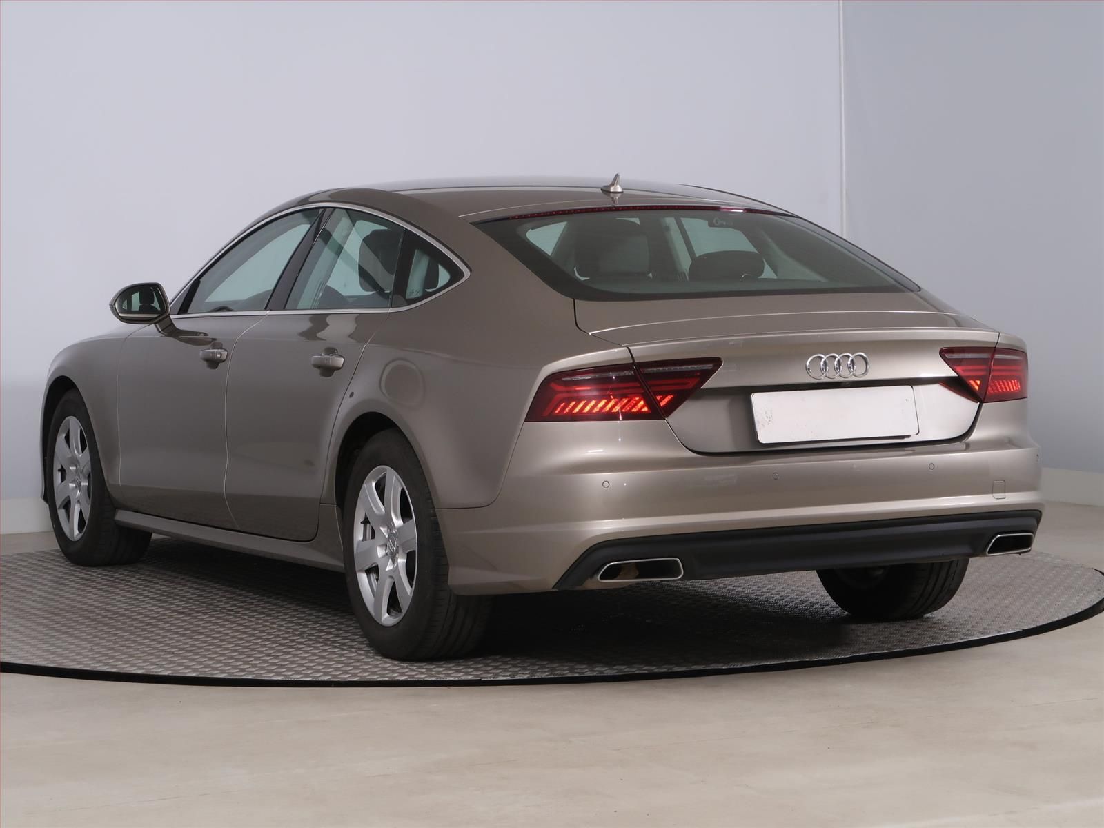 Audi A7, 3.0 TDI, 4X4, Automat, Navi - fotka 4