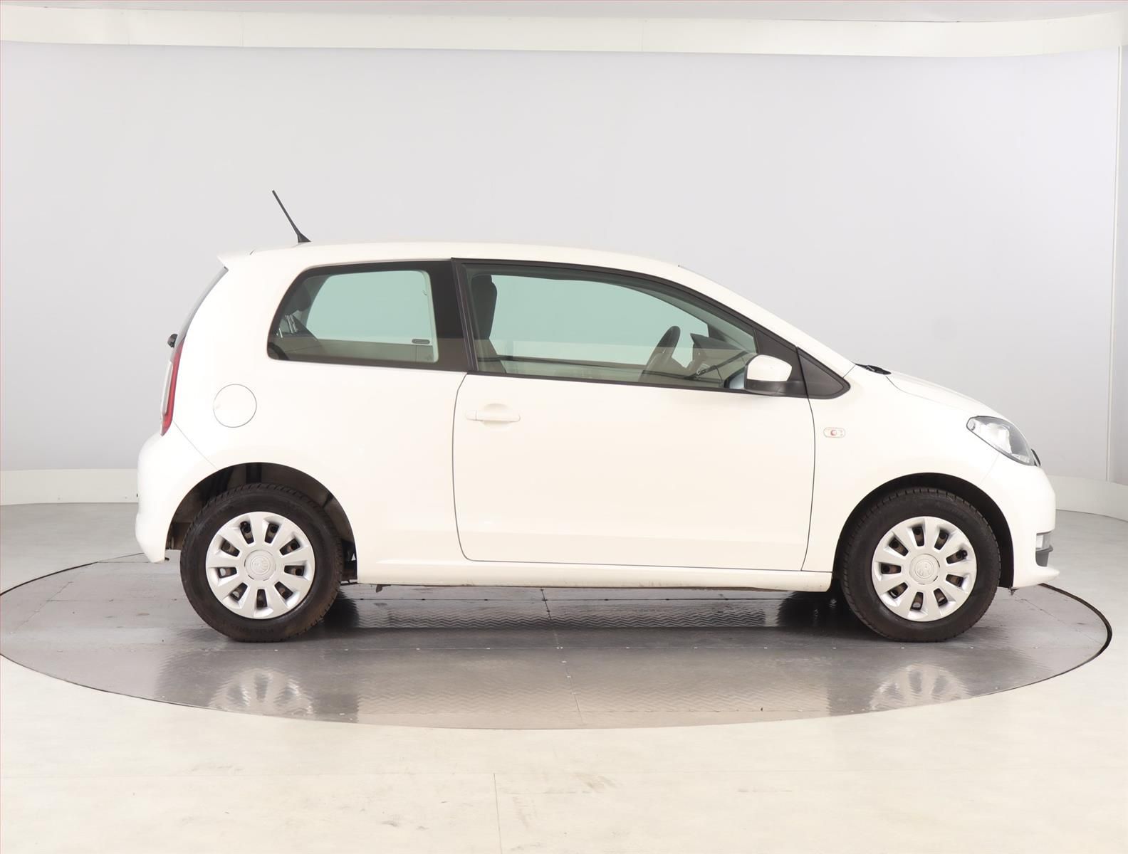 Škoda Citigo, 1.0 MPI, Klima, Tempomat - fotka 6