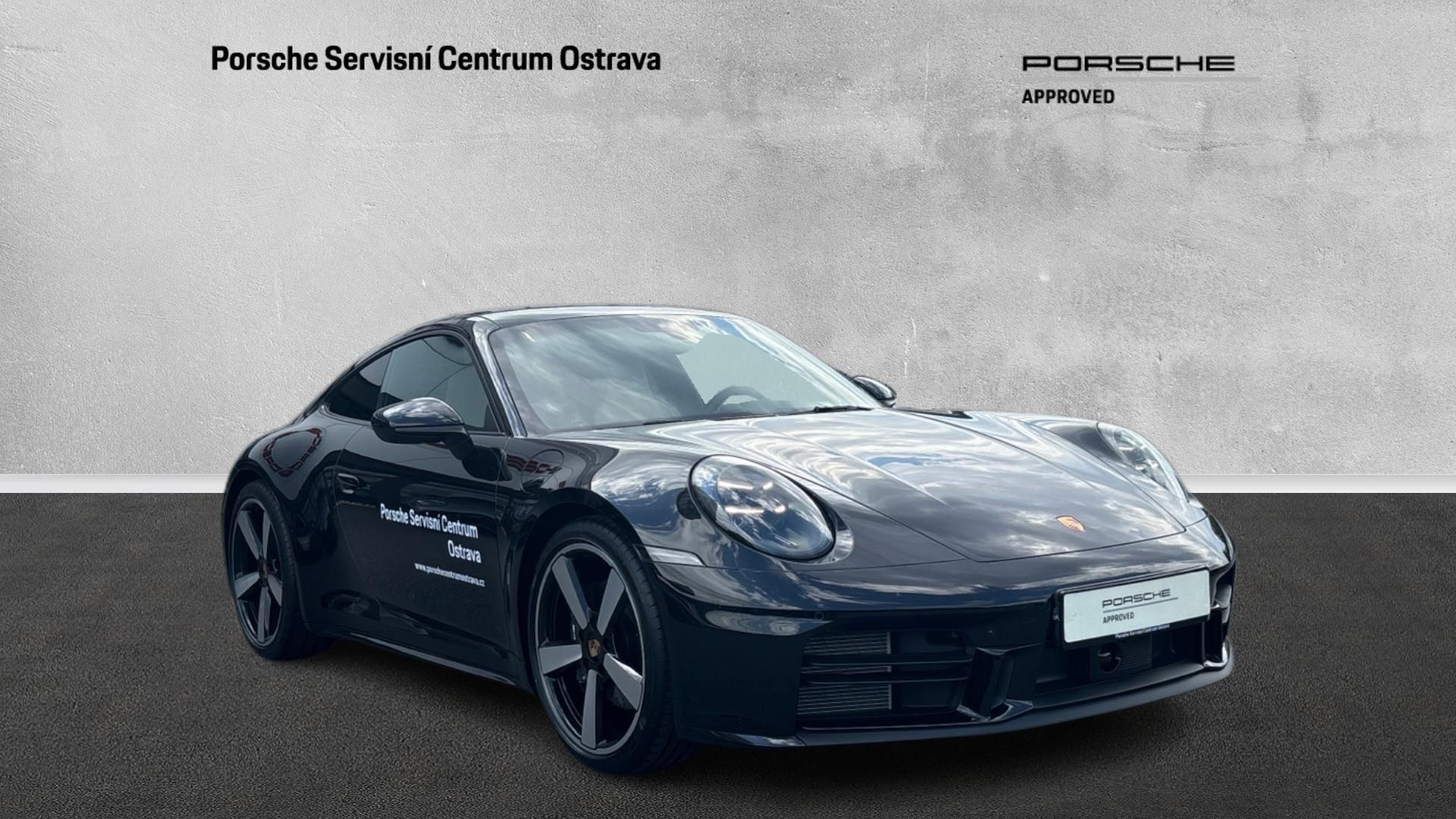 Porsche 911, 911 Carrera Coupé - fotka 4