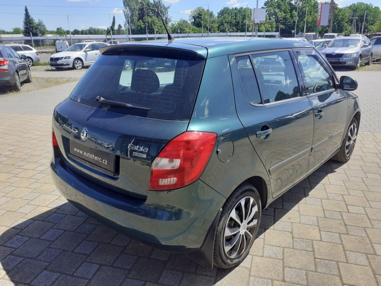Škoda Fabia, II 1.4  MPi 63 kW - fotka 4
