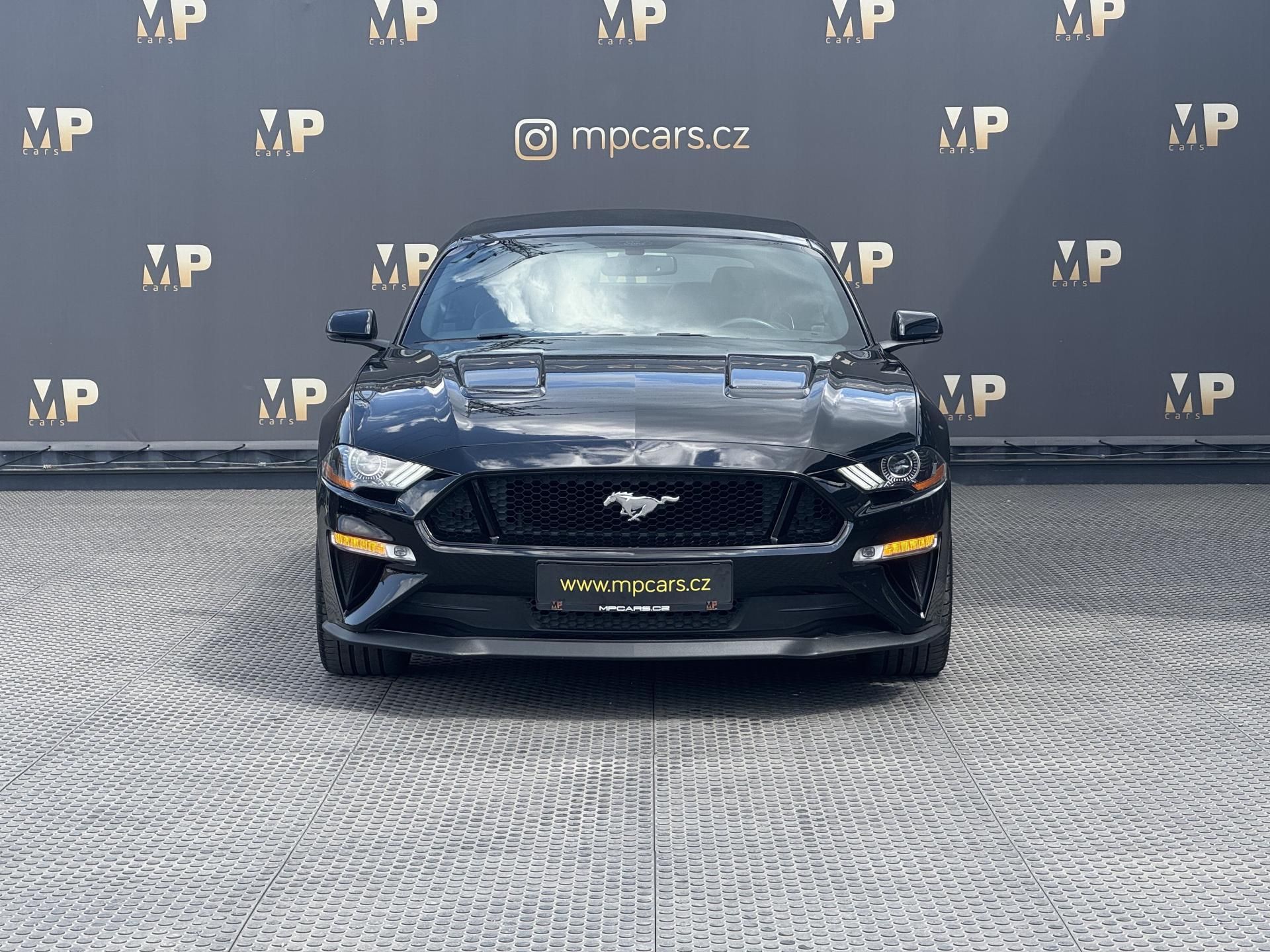 Ford Mustang, Convertible 5.0Ti-VCT V8 GT - fotka 2
