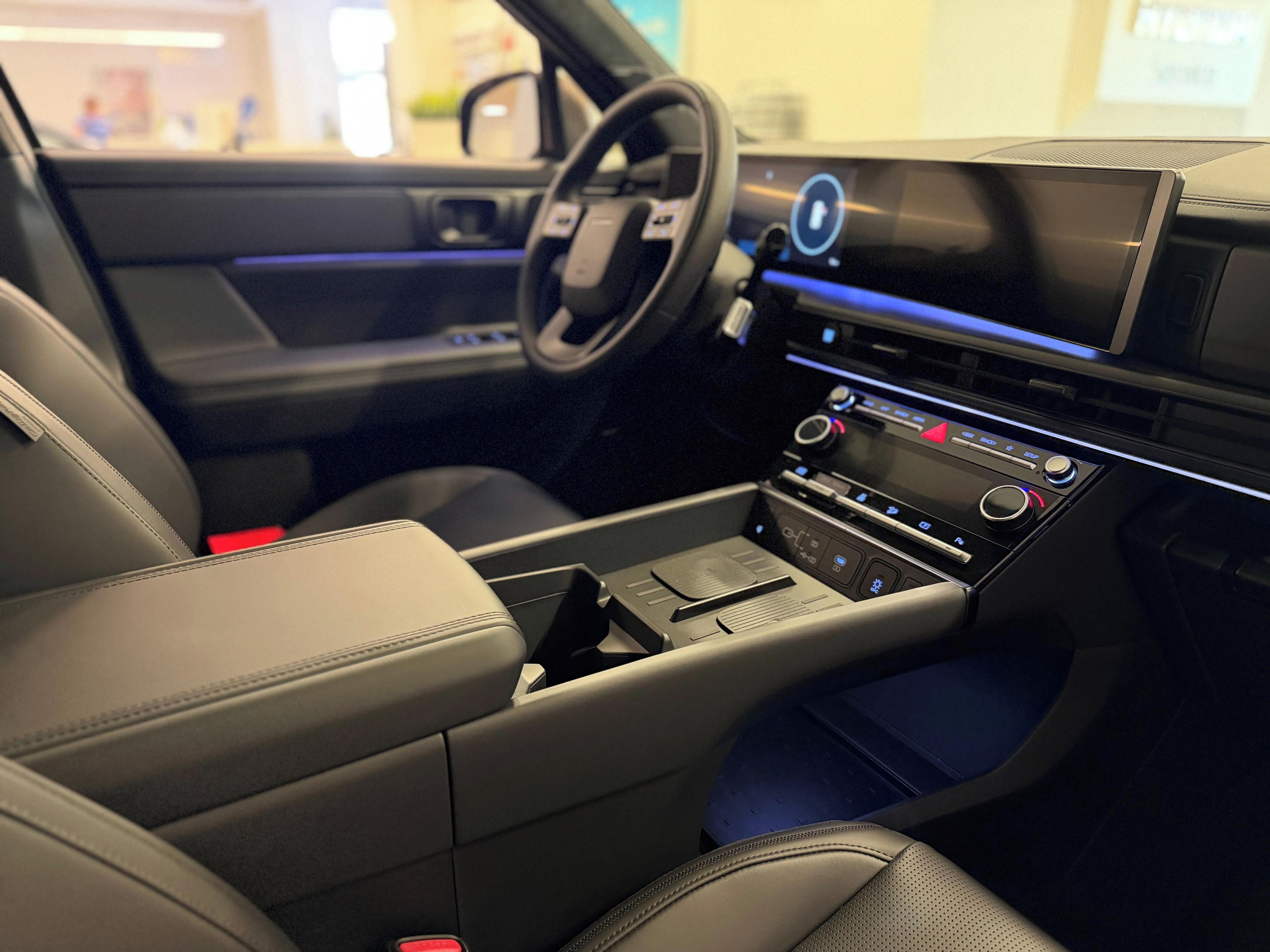 Hyundai Santa Fe, 1,6 TGDI PHEV 4WD AT CALLIG - fotka 4