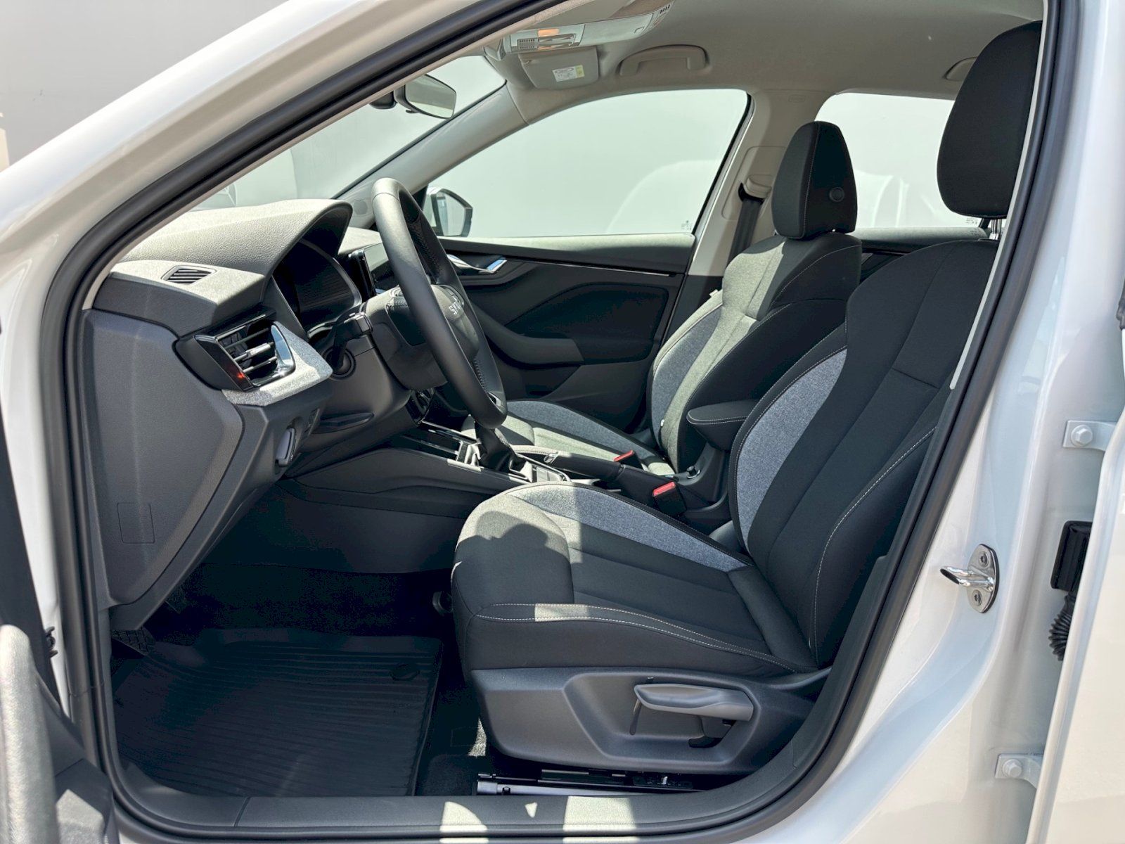 Škoda Kamiq, 1,0 TSI / 85 KW / Selection - fotka 6