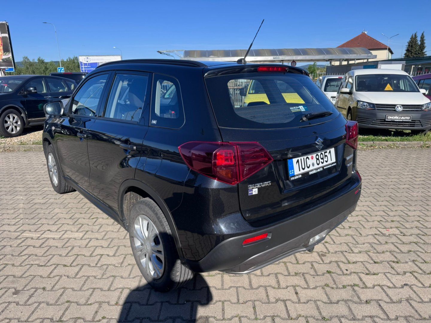Suzuki Vitara, 1,4i 95 KW HYBRID TAŽNÉ 1. MAJ - fotka 4