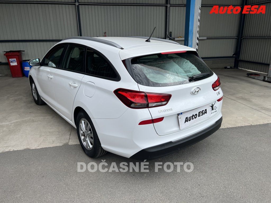Hyundai i30, 1.6CRDi - fotka 2