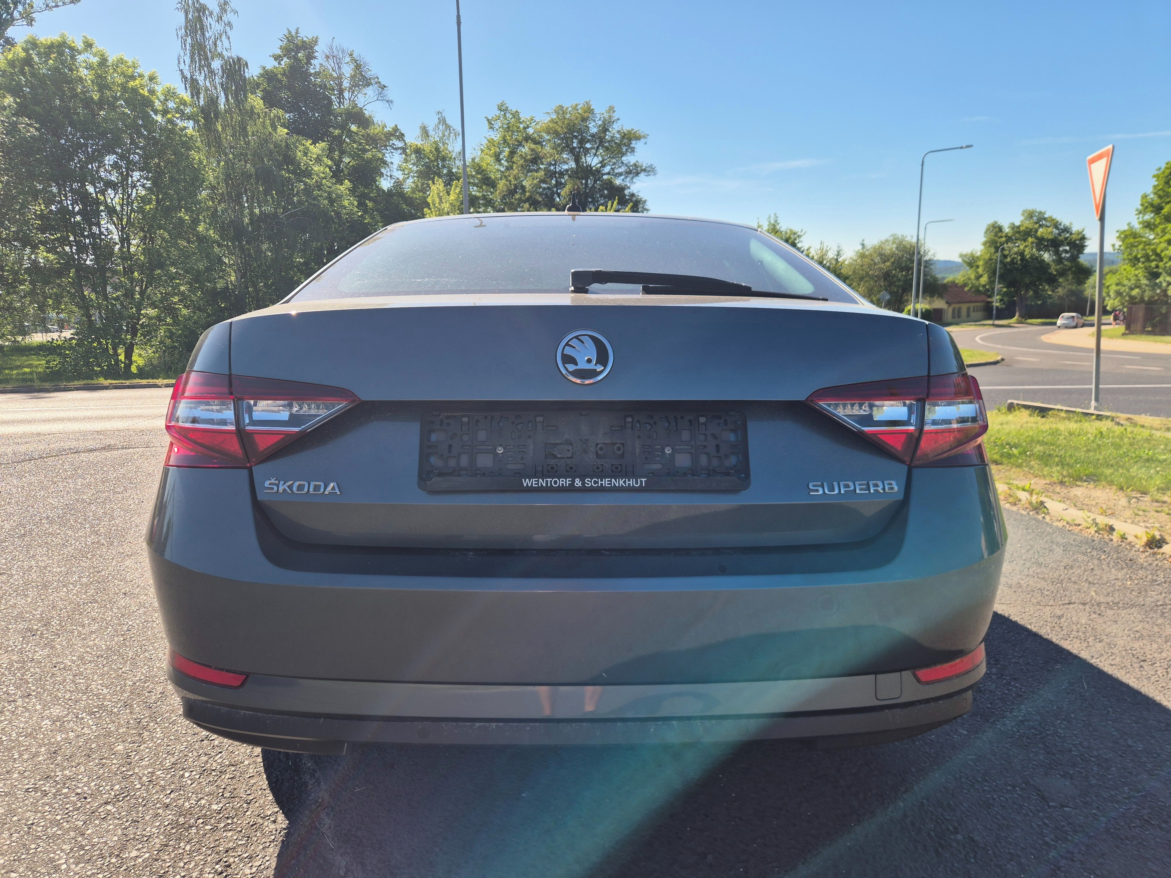 Škoda Superb, 1 maj.plný servis ZÁRUKA 1 ROK - fotka 6