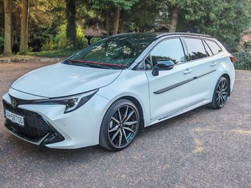 TS 1.8h 140k GR sport