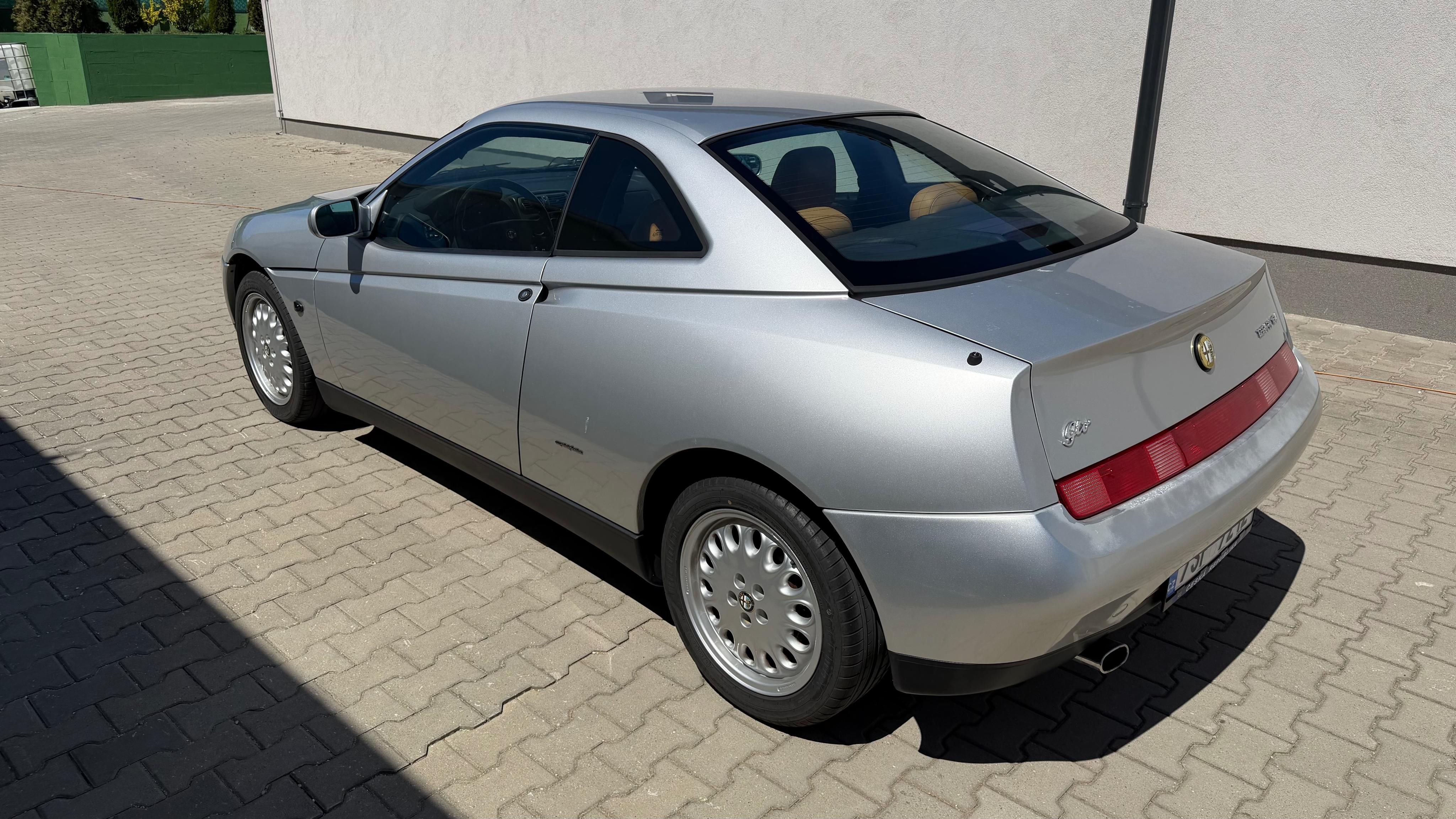 Alfa Romeo GTV, GTV - fotka 4