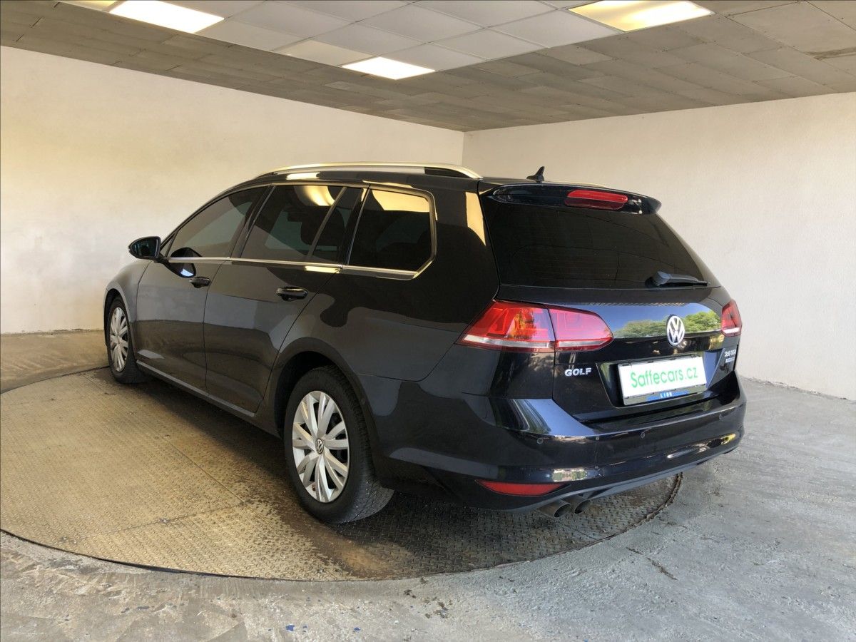 Volkswagen Golf, 2,0 TDI DSG - fotka 5
