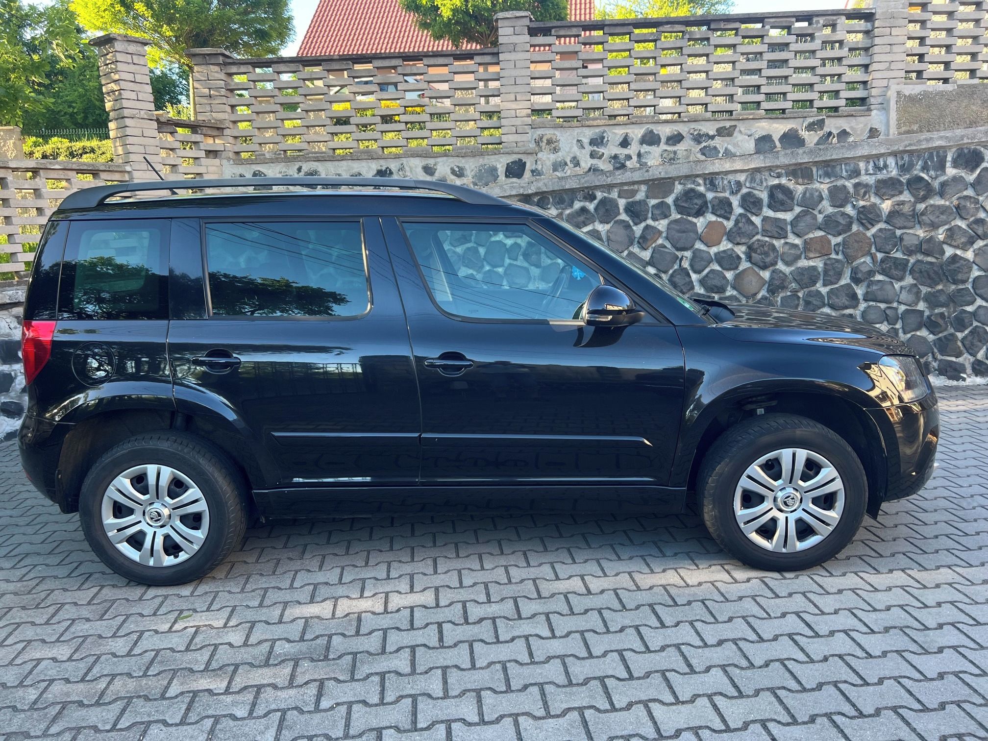 Škoda Yeti, 1,2 TSi - 81 kW, Bez koroze - fotka 4