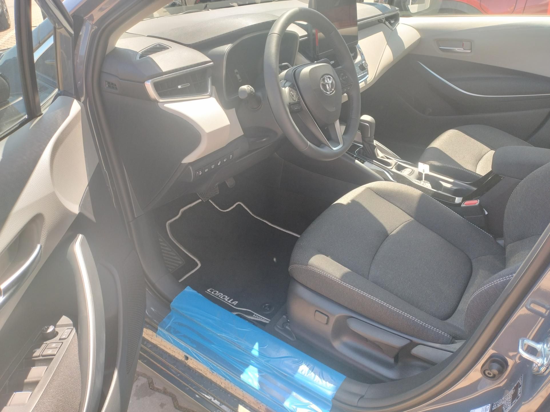 Toyota Corolla, SD 1.8 FHEV Comfort TECH - fotka 6