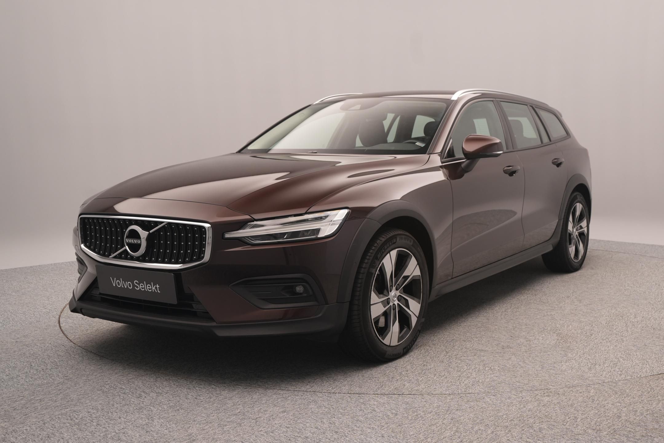 Volvo V60, CC D4 AWD MOMENTUM POLESTAR