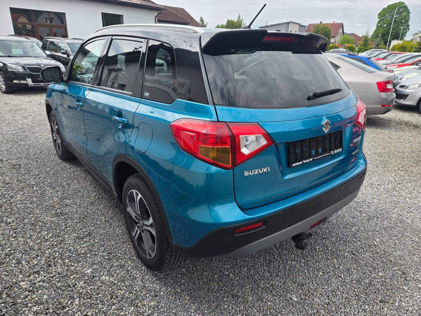 Suzuki Vitara, 1.6 i 4x4 NAVI Top - fotka 6