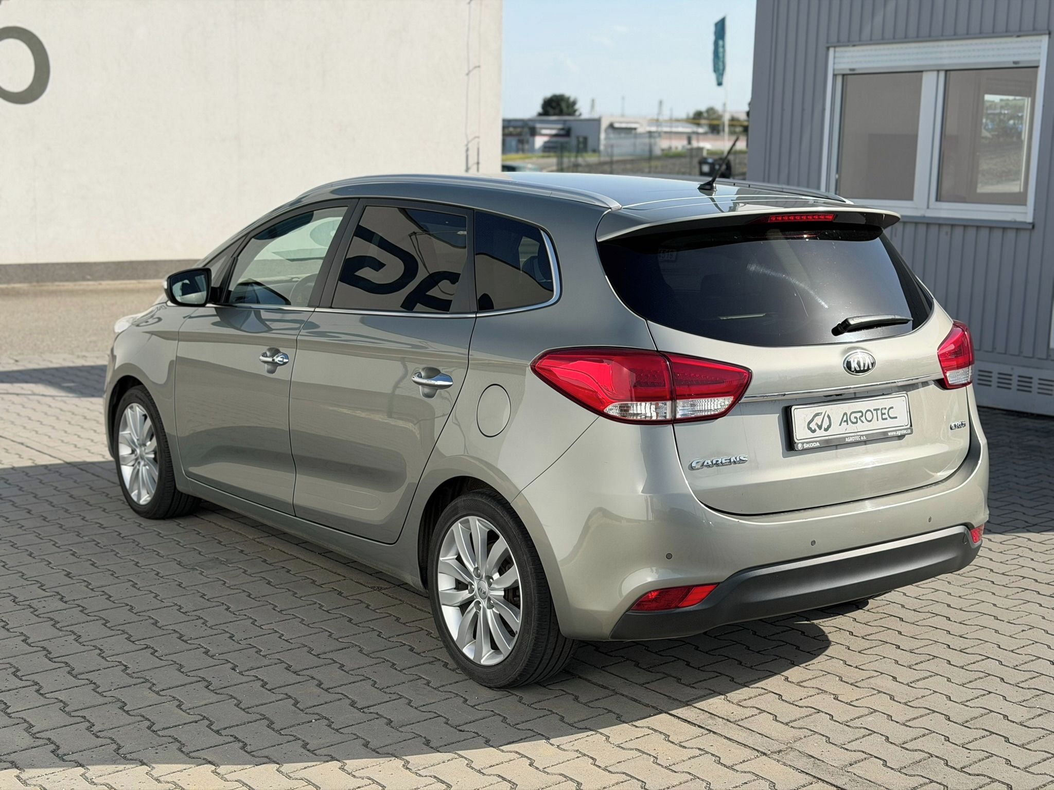 Kia Carens, 1.7 CRDi 100 kW Exclusive - fotka 5