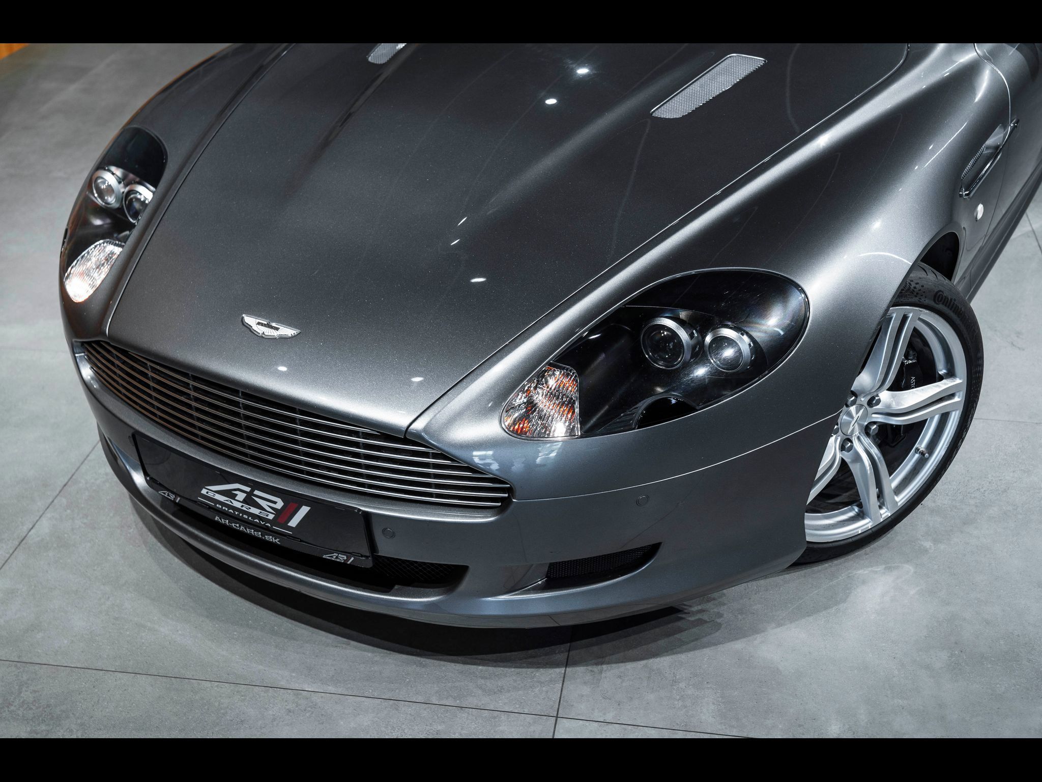 Aston Martin DB9 - fotka 4