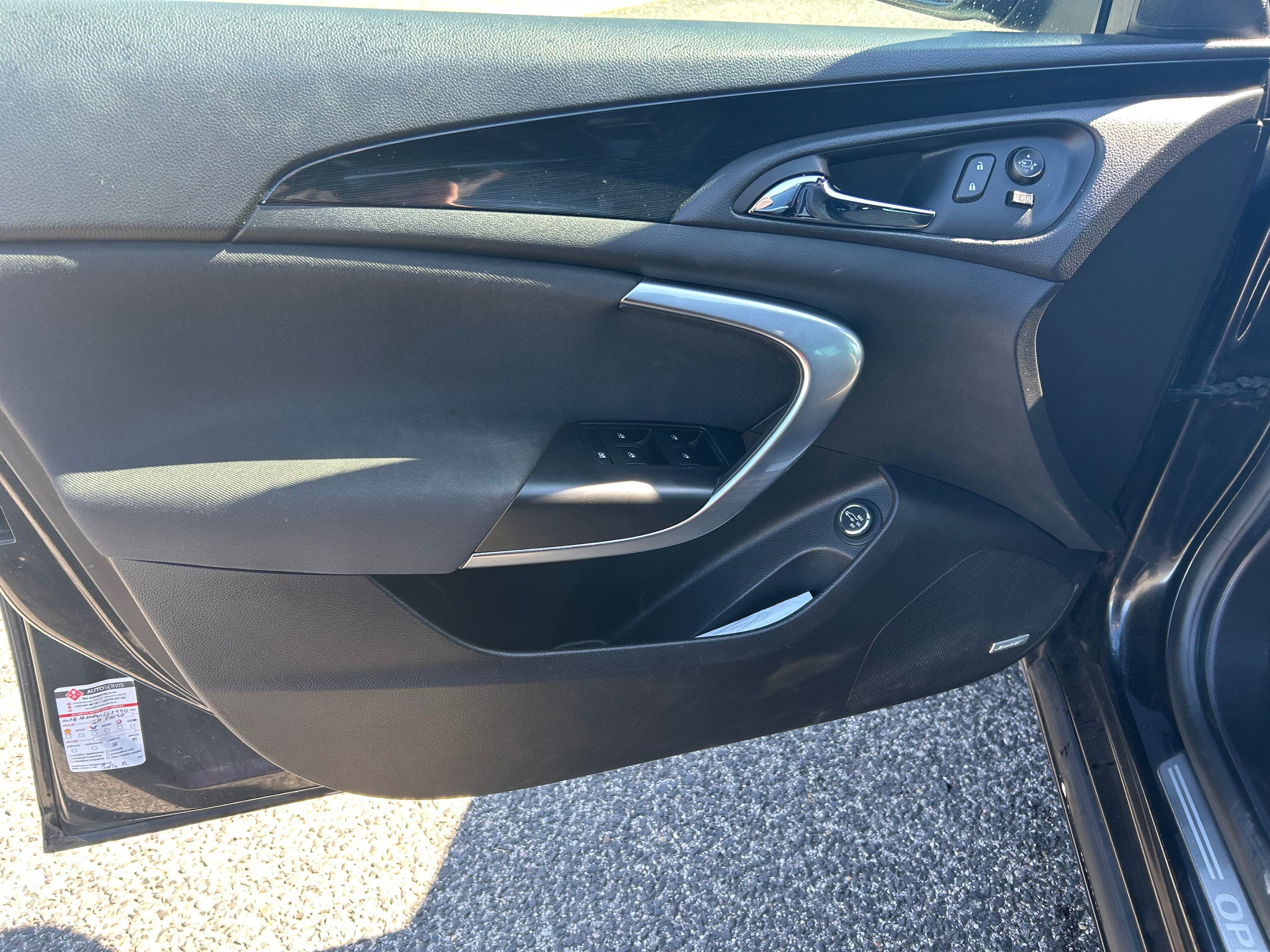 Opel Insignia, 4x4 Opel Insignia - fotka 5