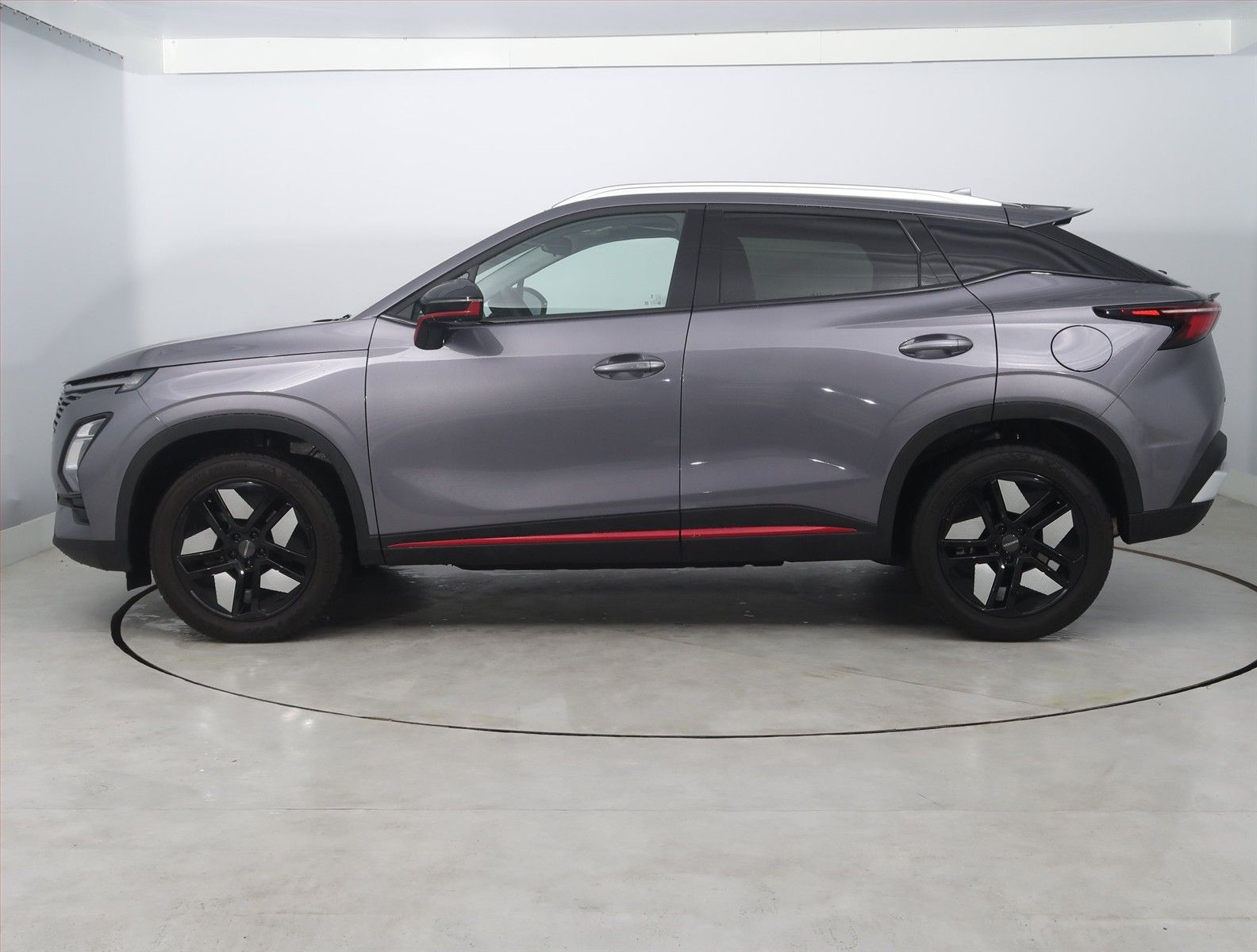 Omoda 5, 1.6 T, Comfort, Záruka - fotka 3