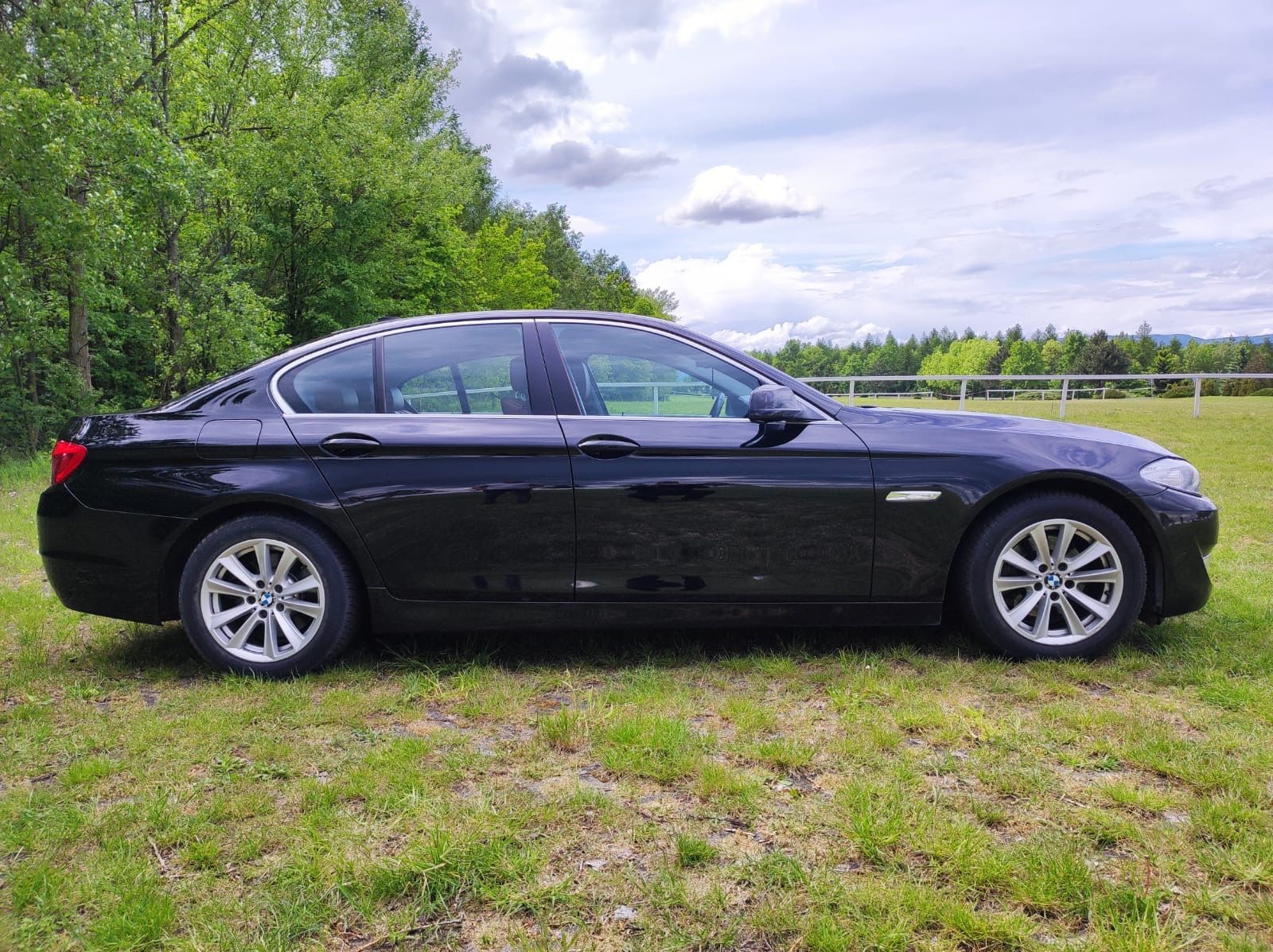 BMW Řada 5, Bmw 520d - fotka 3