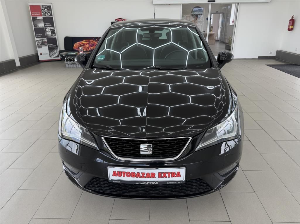 Seat Ibiza, 1,2 TSI,Style,navi,LED - fotka 2