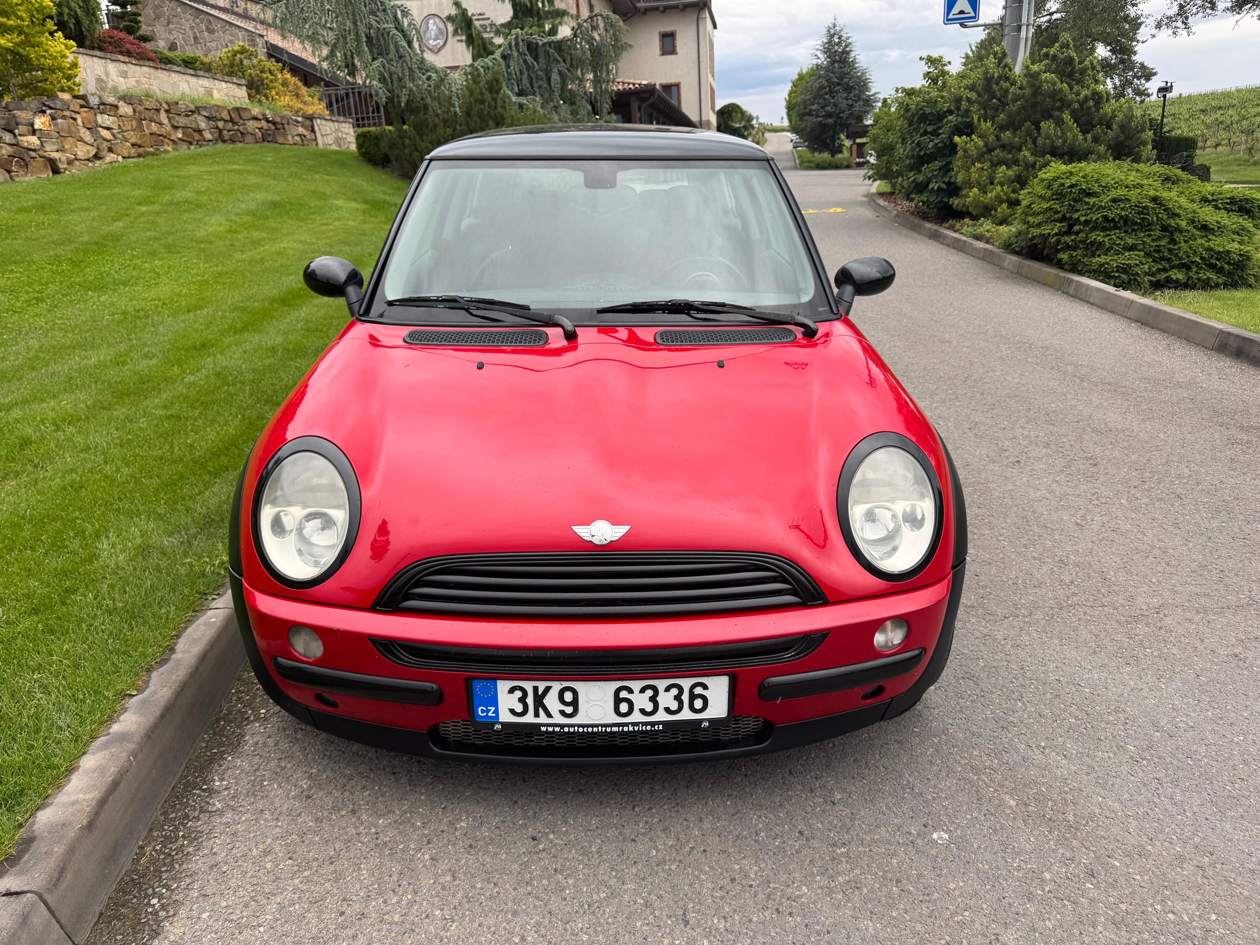 Mini Cooper, 1.6i 85KW - fotka 5
