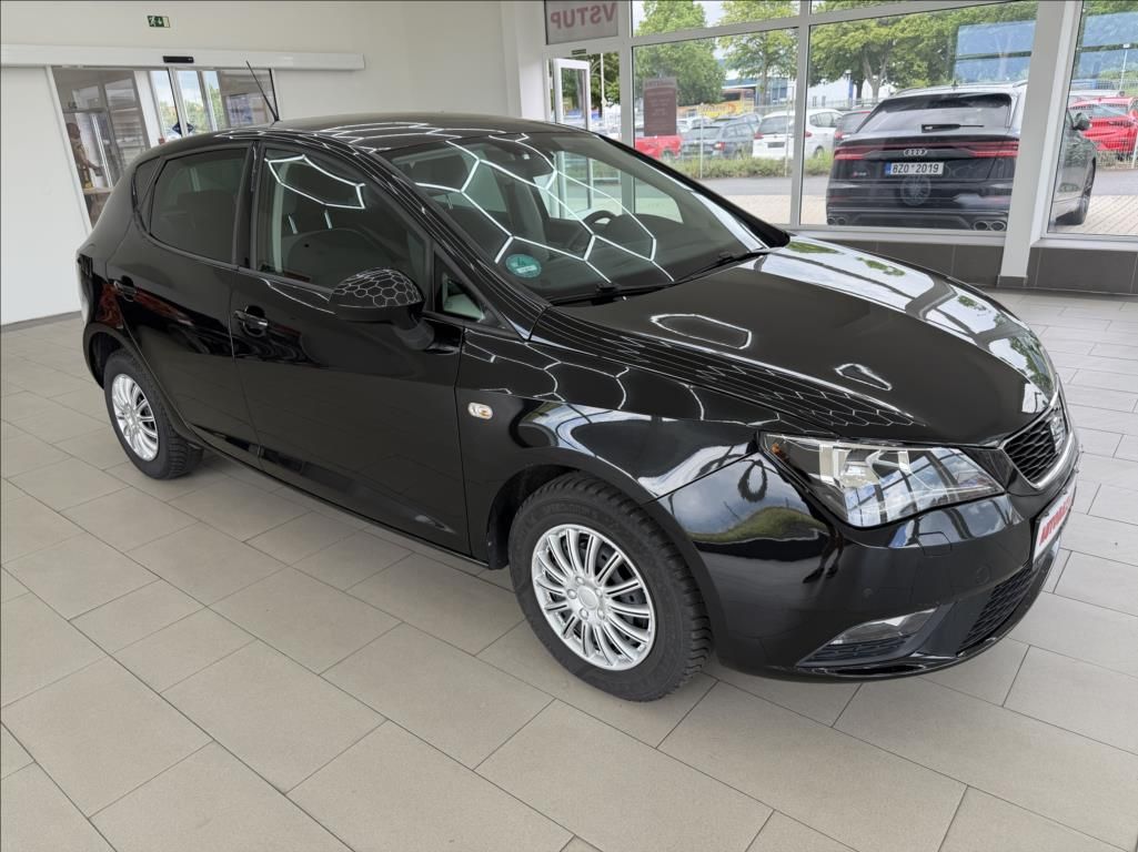 Seat Ibiza, 1,2 TSI,Style,navi,LED - fotka 3
