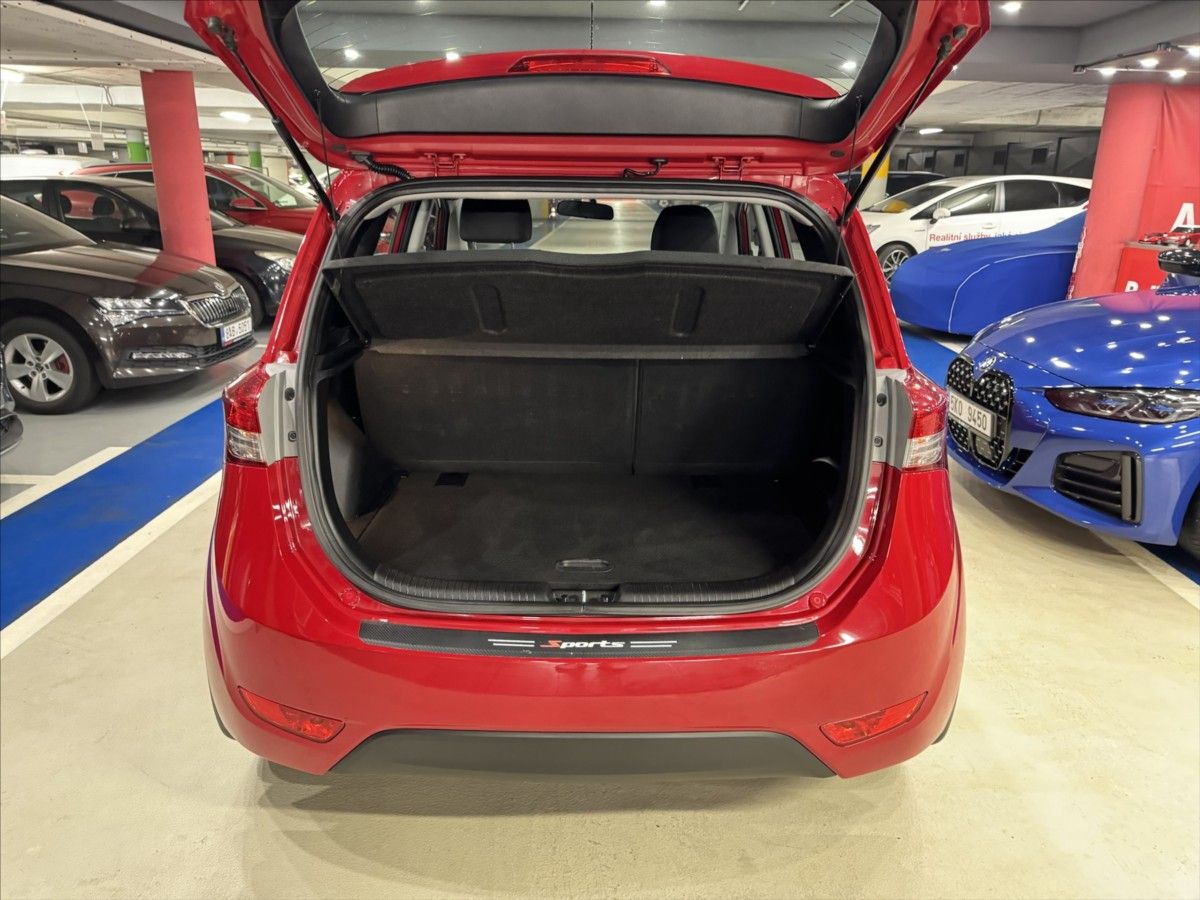 Hyundai ix20, 1,6 CVVT  Comfort - fotka 5