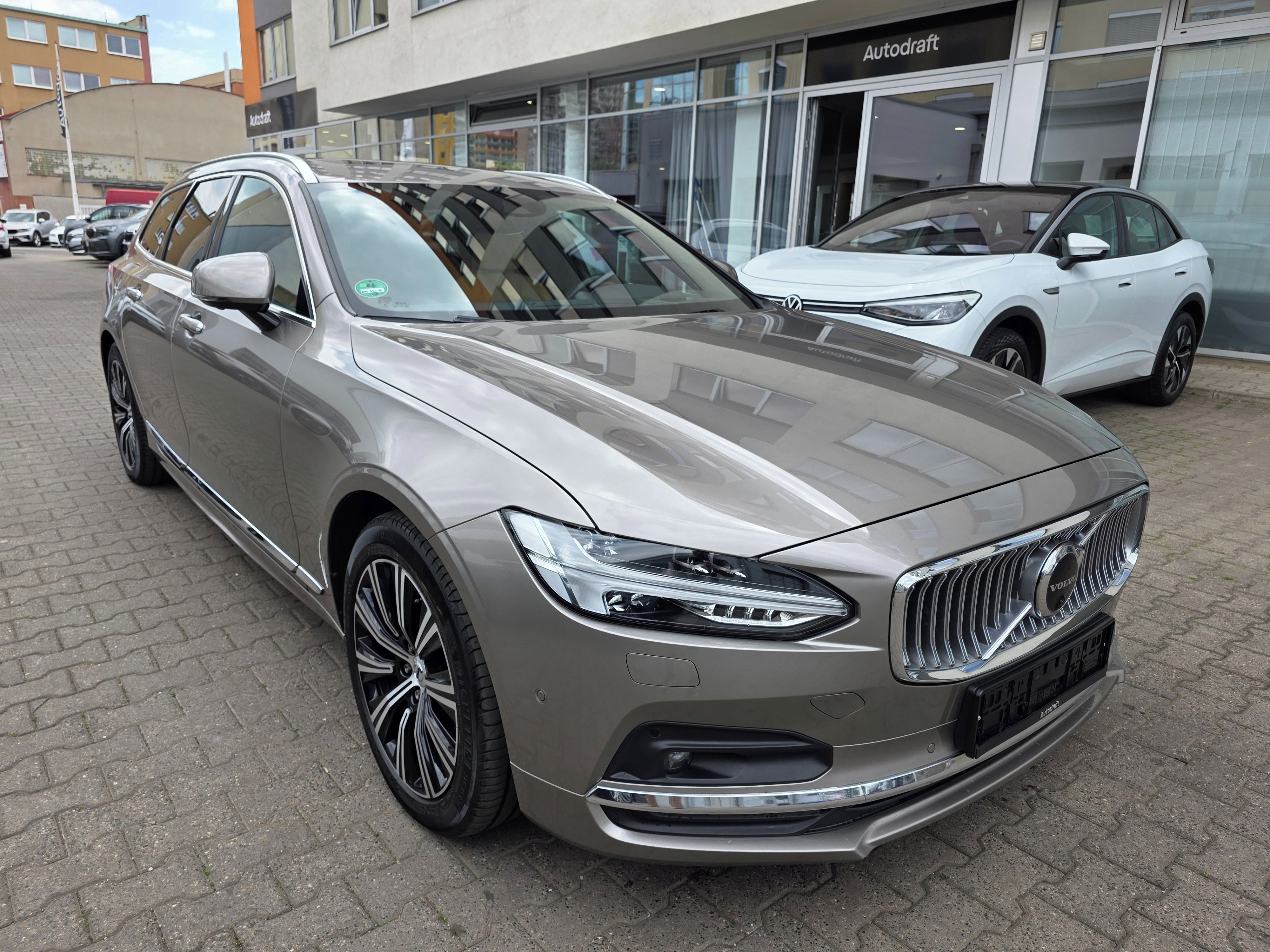Volvo V90, Volvo V90 Inscription 4x4