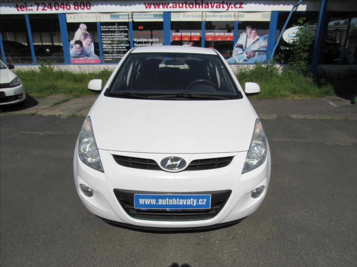Hyundai i20, 1,2 i 57kW - fotka 2