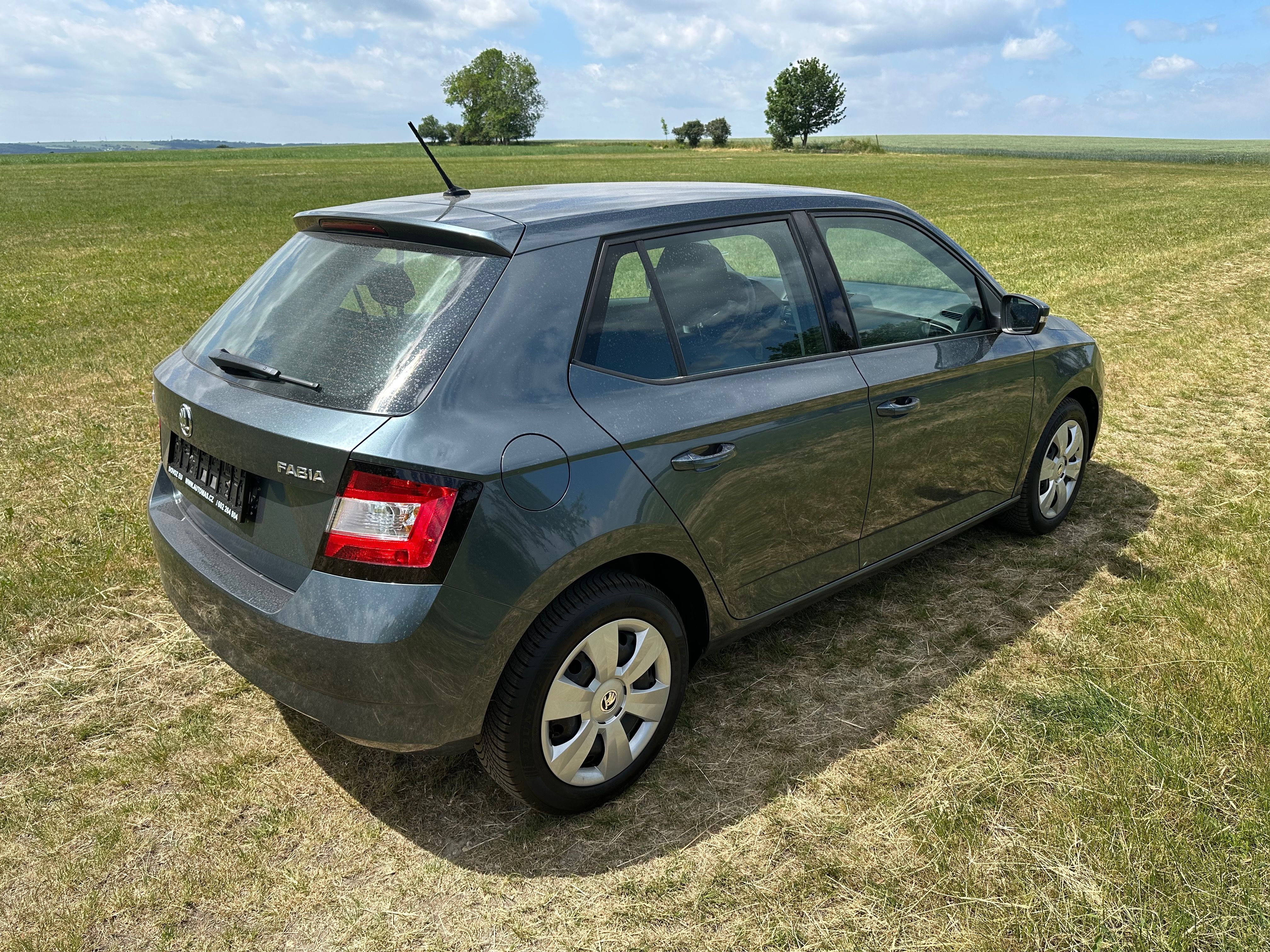 Škoda Fabia, 1.0.MPI-PĚKNY STAV-95000KM - fotka 6