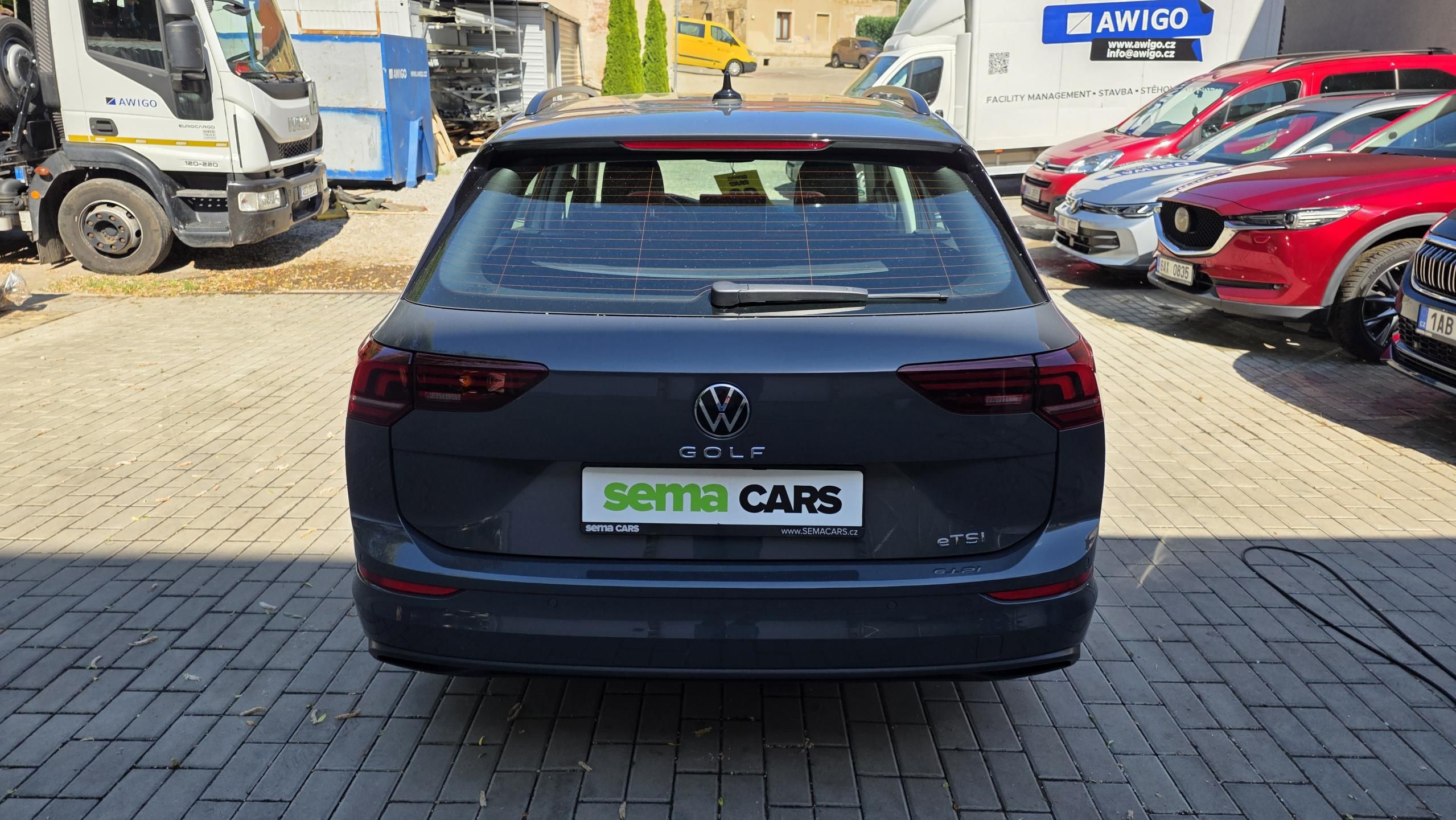Volkswagen Golf, 1.5 eTSI 85kW Life DSG7 Tažné - fotka 6