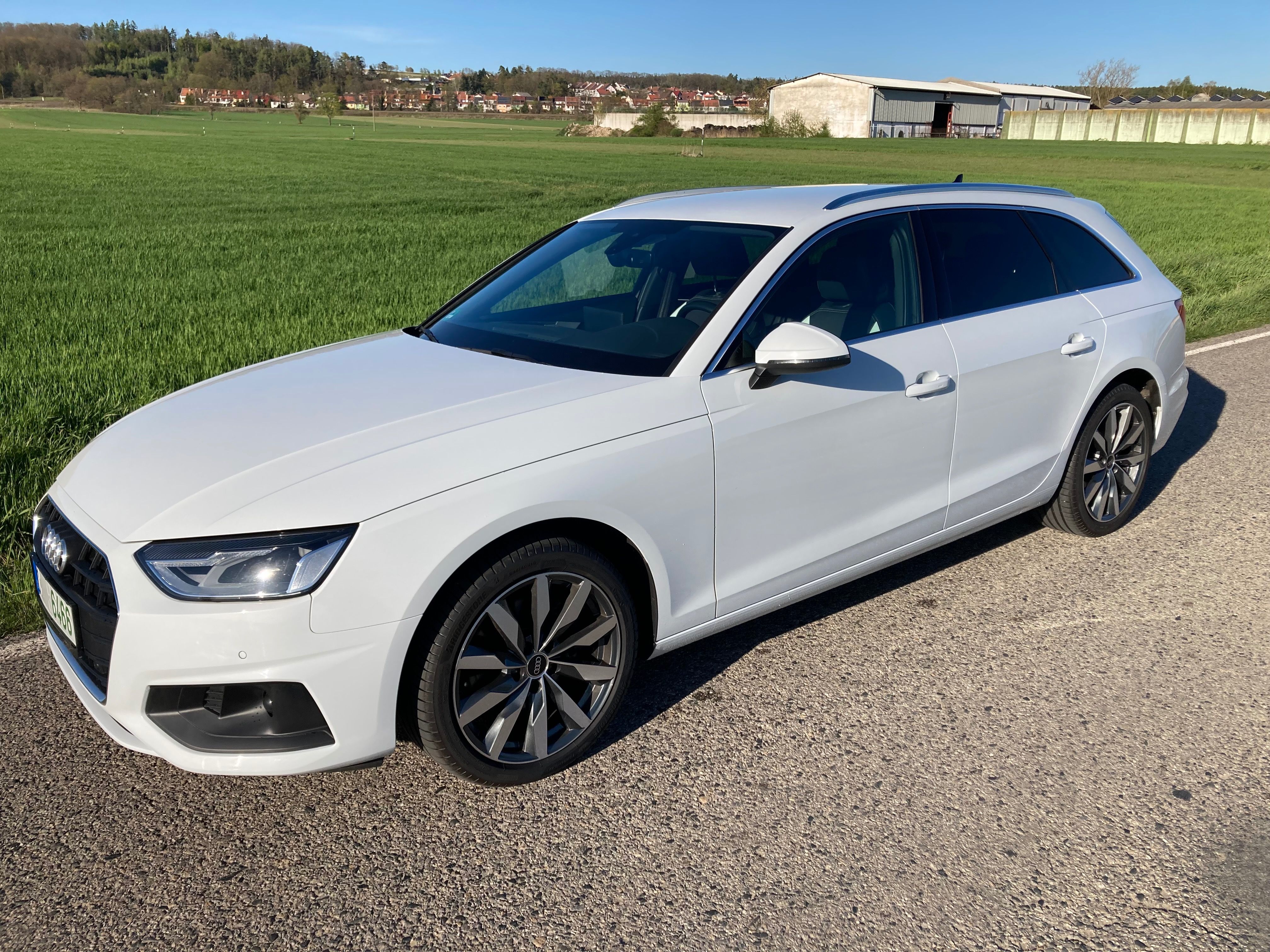 Audi A4 Avant, 2,0 TDI S-tronic záruka - fotka 3