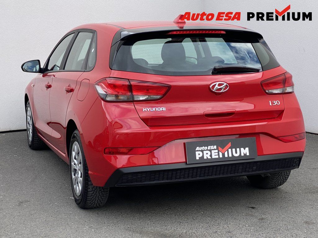 Hyundai i30, 1.5 DPi,ČR,Start - fotka 6