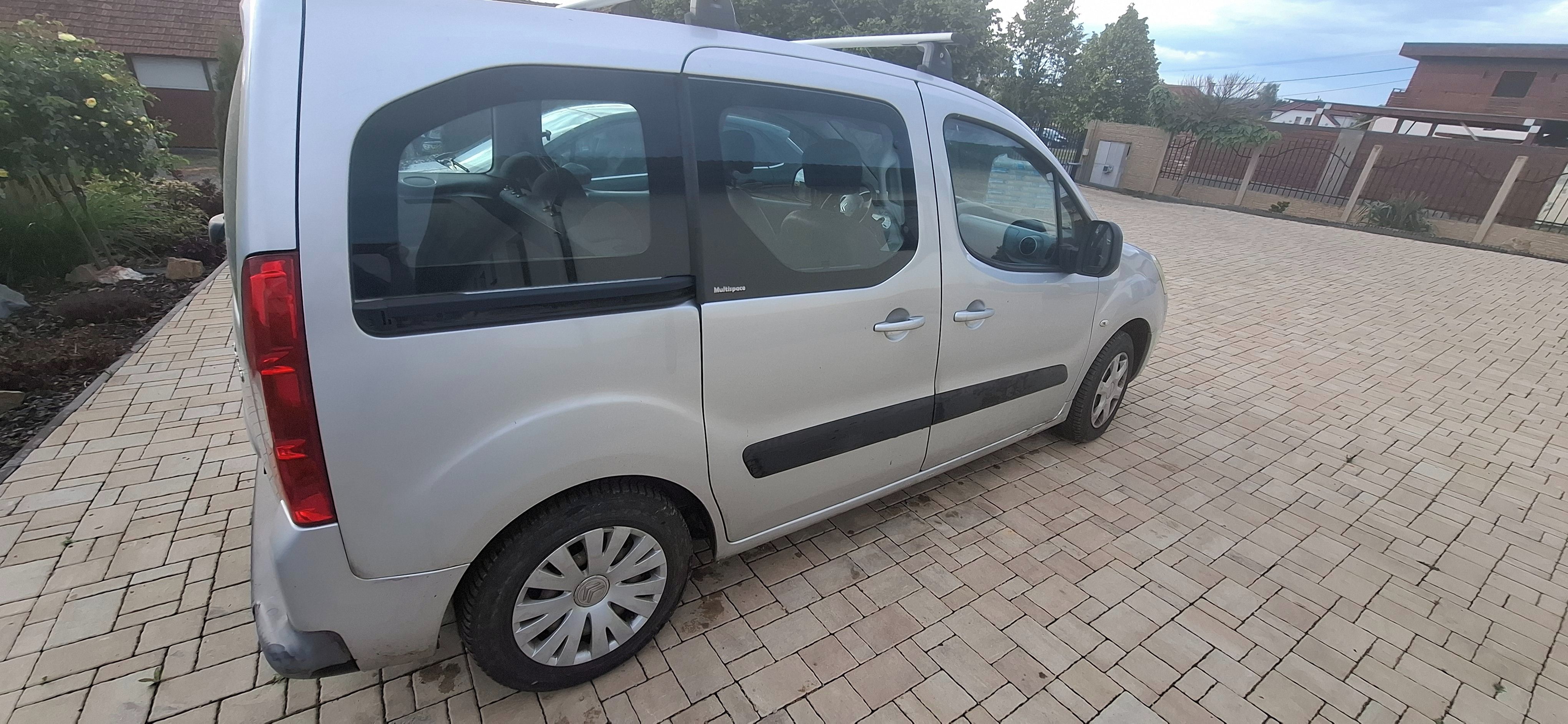 Citroën Berlingo, 1.6 - benzin - fotka 6